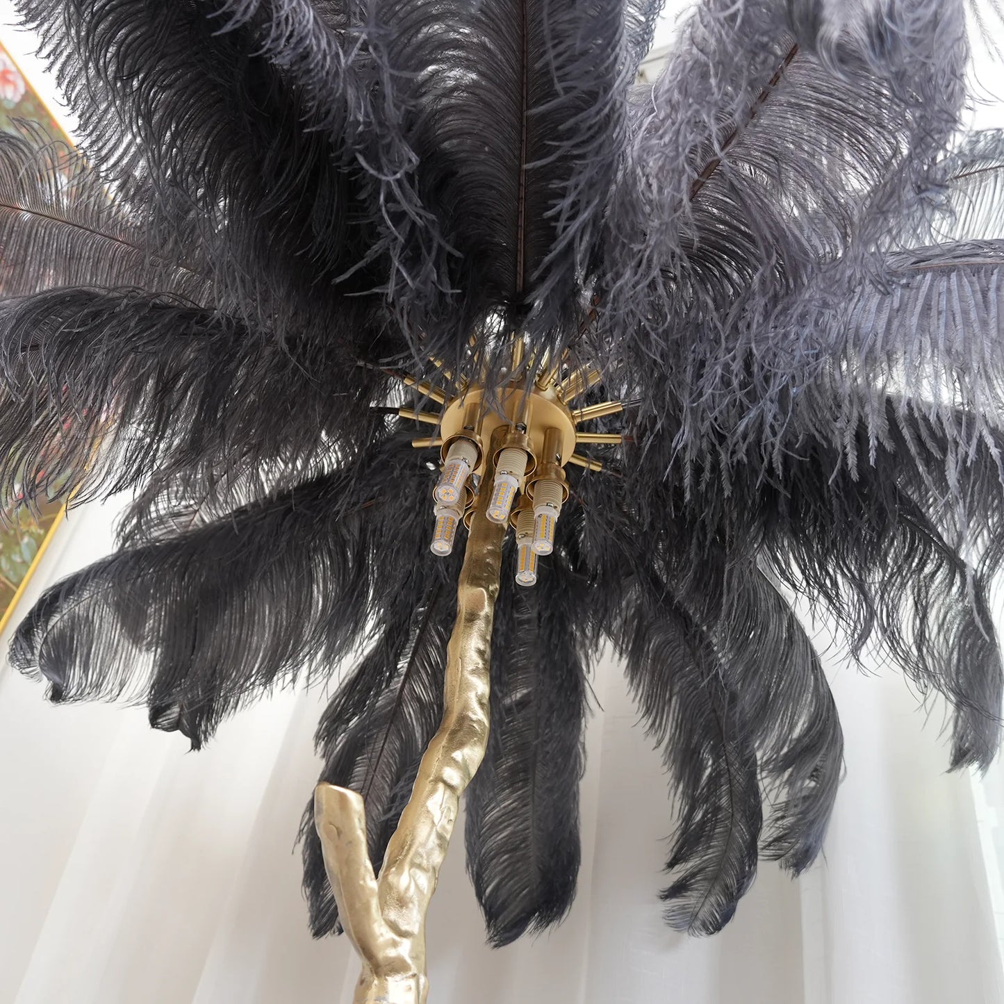 Ostrich Feather Floor Lamp - Nuvé