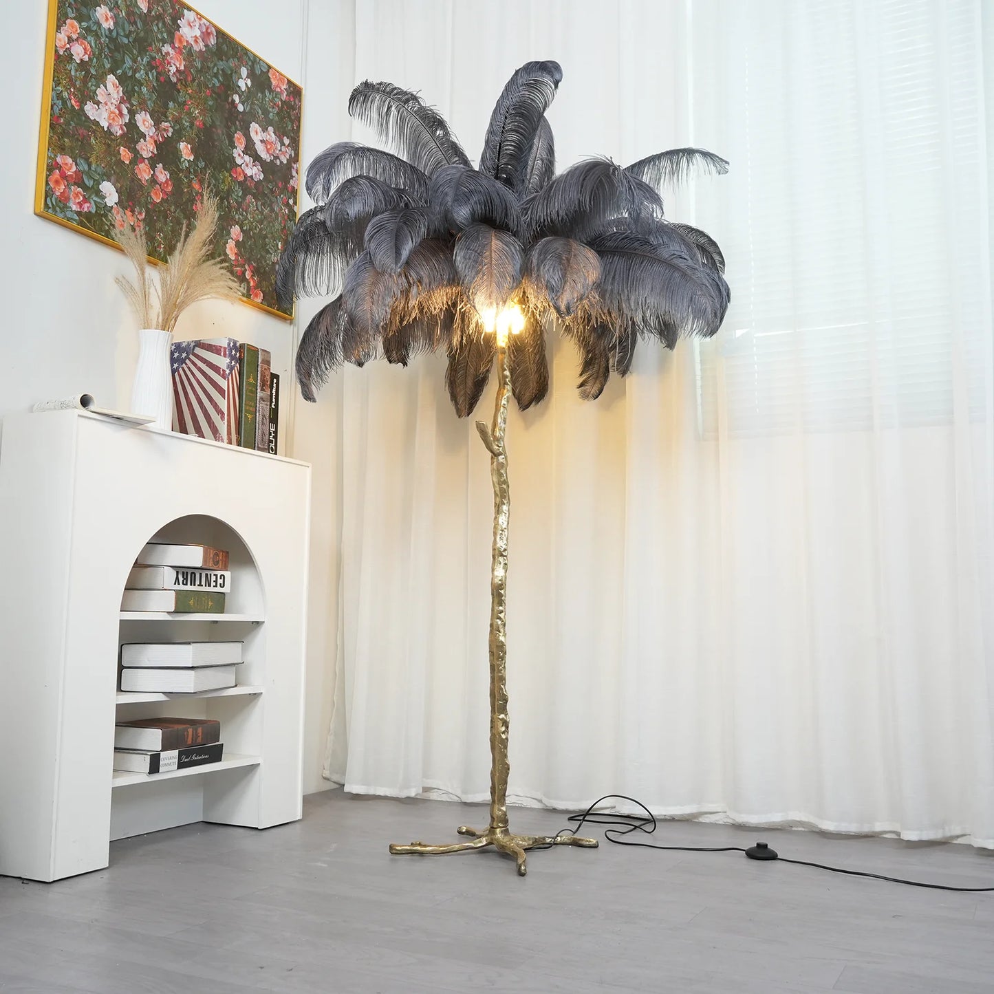 Ostrich Feather Floor Lamp - Nuvé