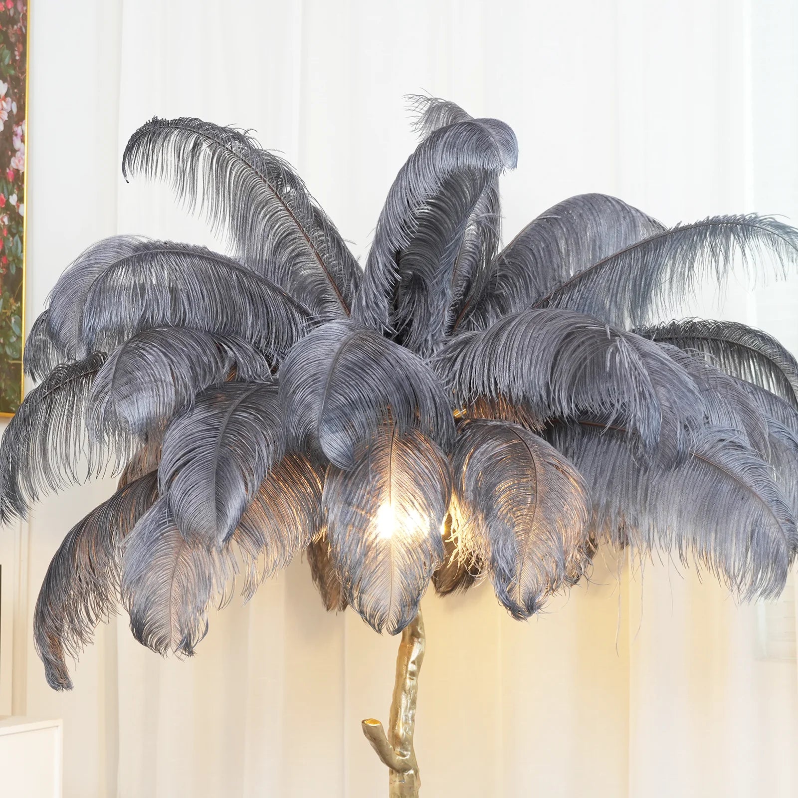 Ostrich Feather Floor Lamp - Nuvé