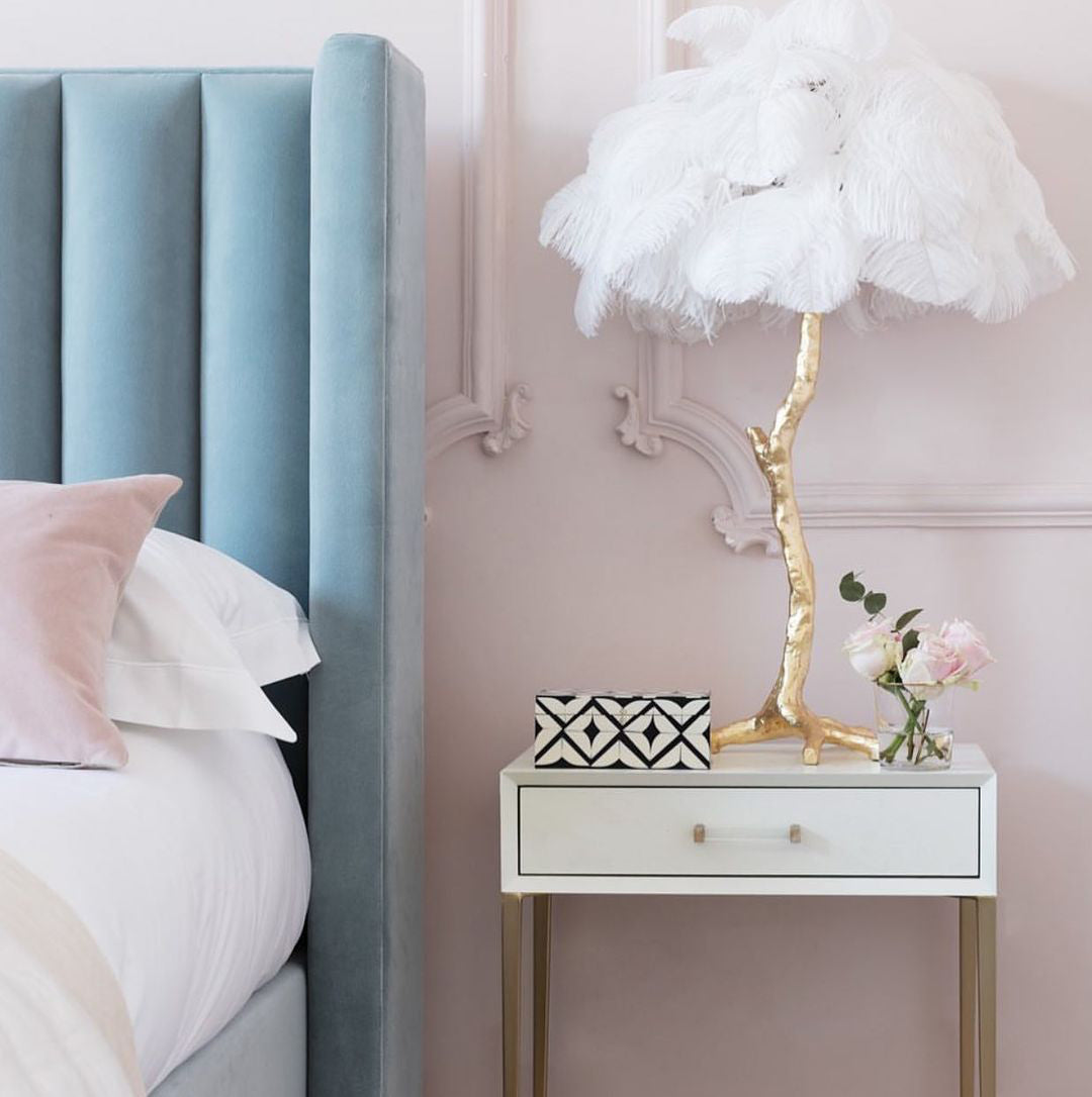 Ostrich Feather Table Lamp - Nuvé