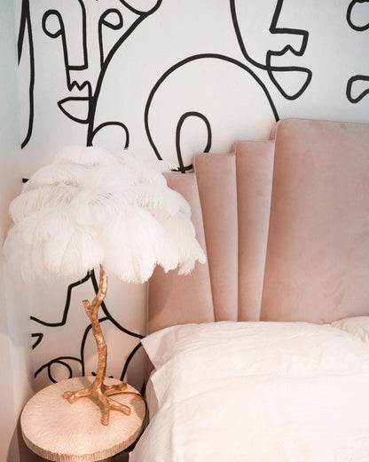 Ostrich Feather Table Lamp - Nuvé