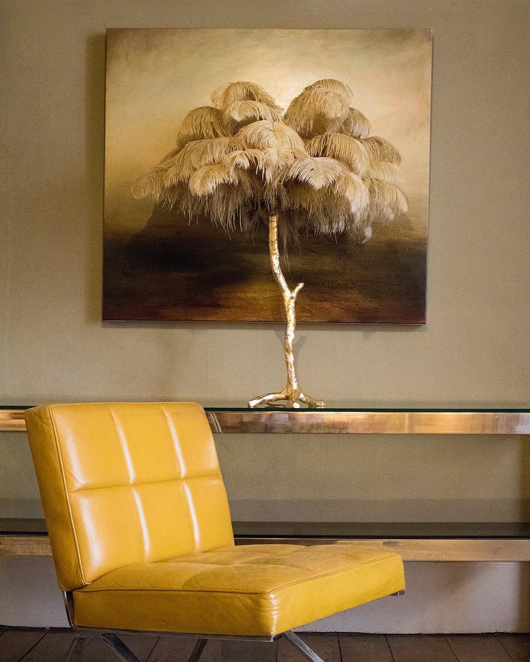 Ostrich Feather Table Lamp - Nuvé