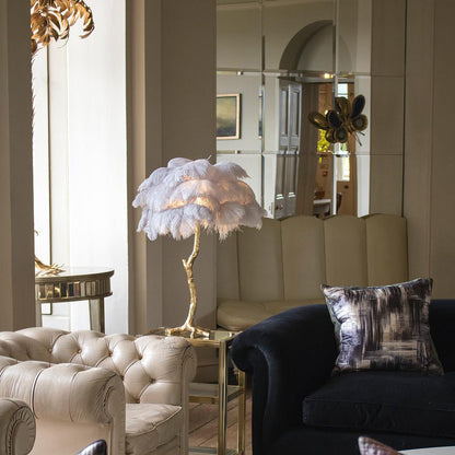 Ostrich Feather Table Lamp - Nuvé