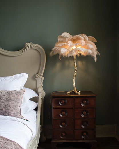 Ostrich Feather Table Lamp - Nuvé