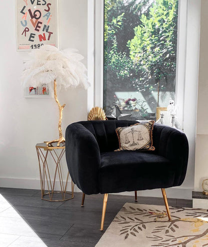 Ostrich Feather Table Lamp - Nuvé