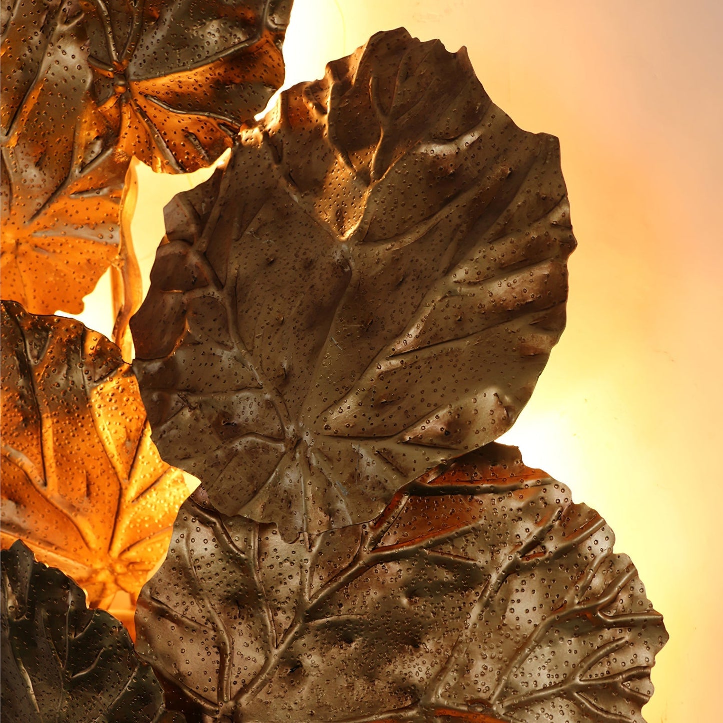 Pathleaf Heap Wall Lamp - Nuvé