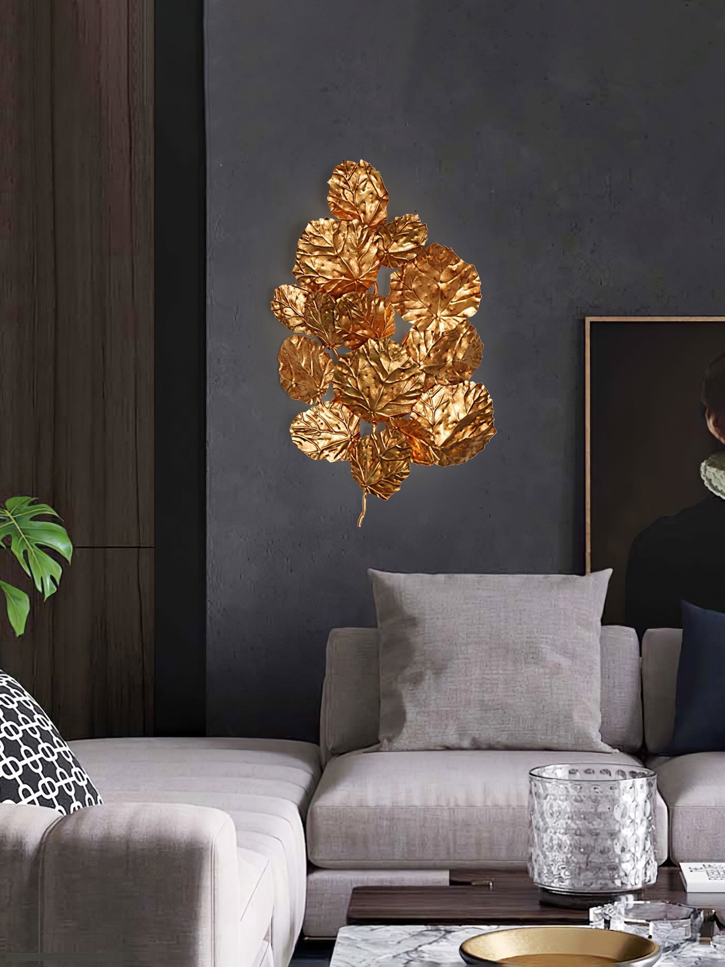 Pathleaf Heap Wall Lamp - Nuvé