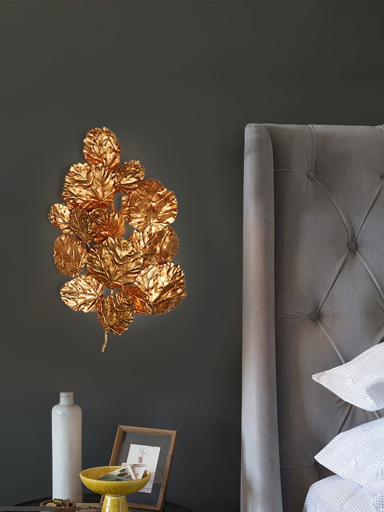 Pathleaf Heap Wall Lamp - Nuvé