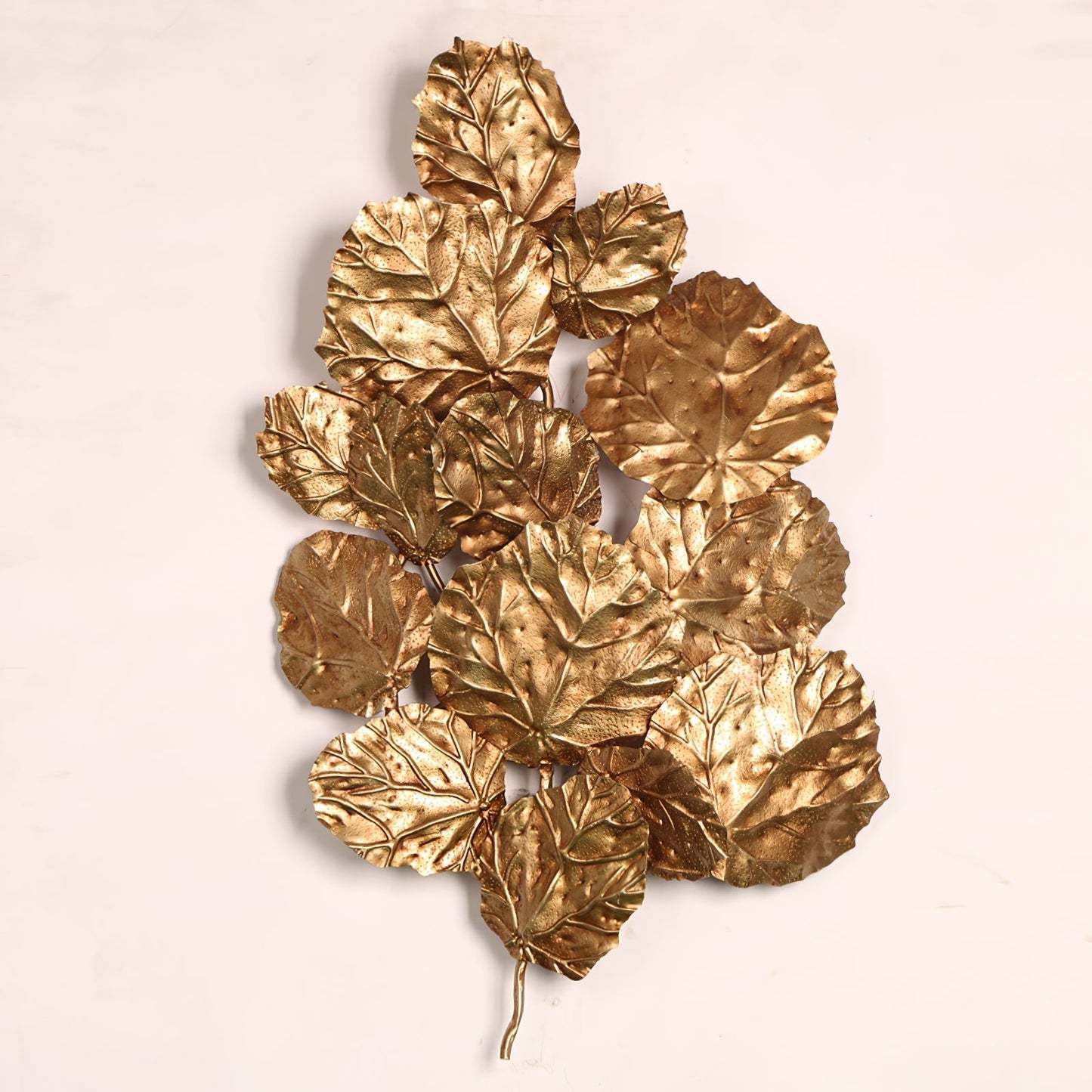 Pathleaf Heap Wall Lamp