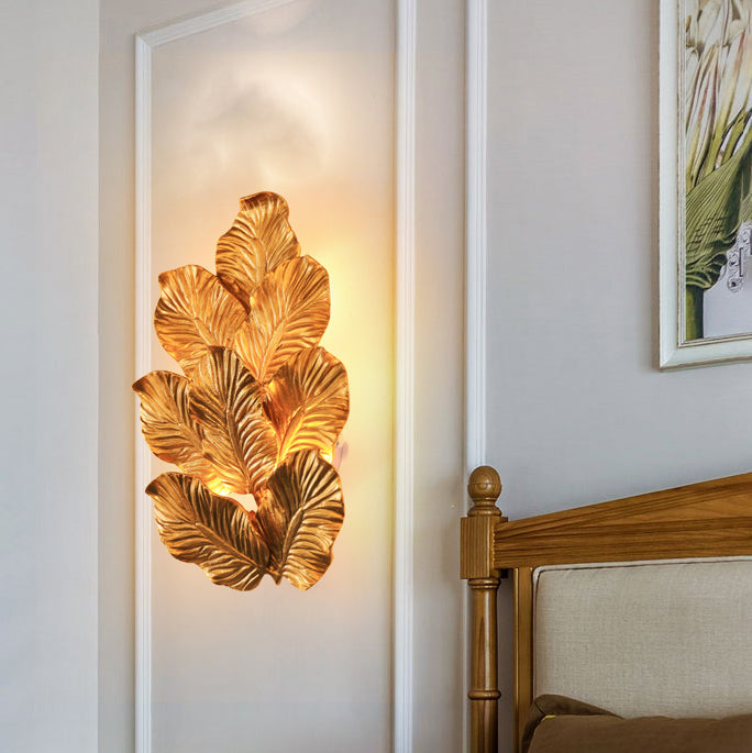 Pathleaf Heap Wall Lamp - Nuvé