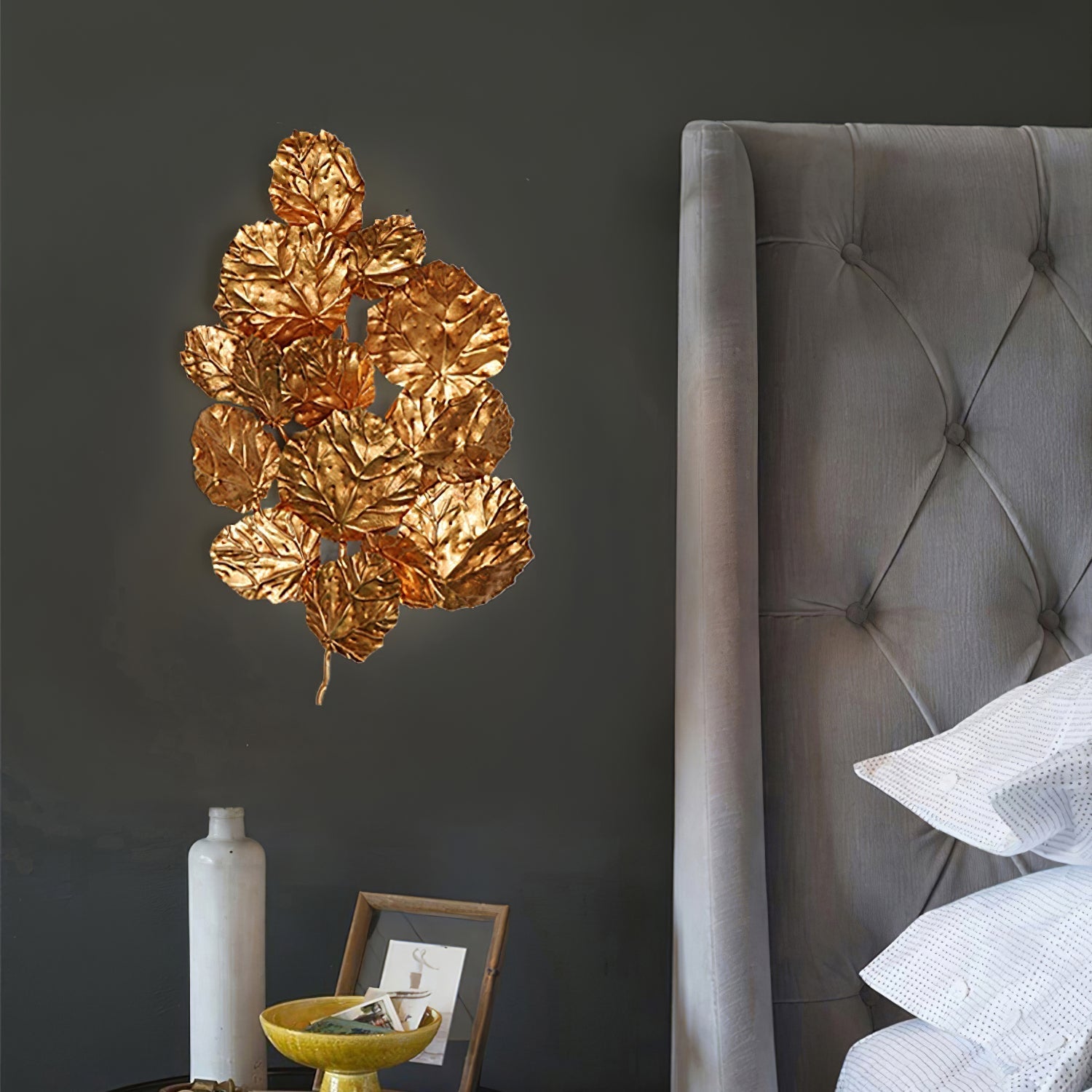 Pathleaf Heap Wall Lamp - Nuvé