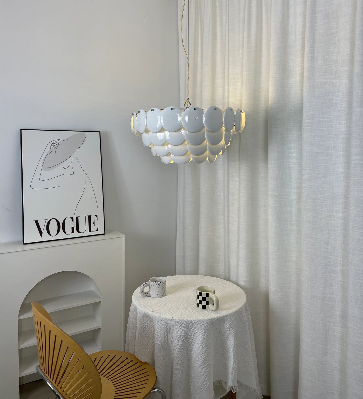 Pembridge White Ceramic Chandelier - Nuvé