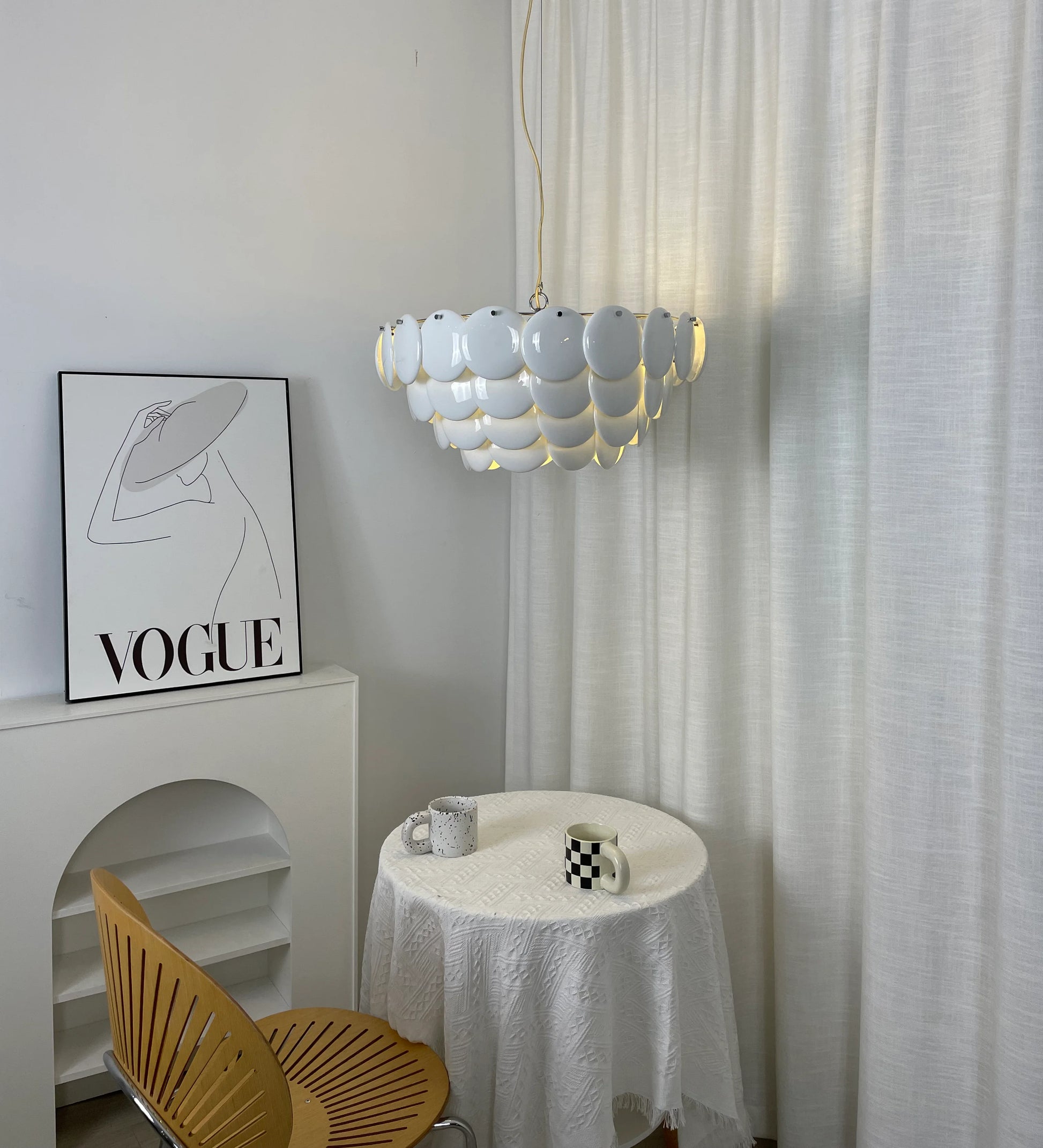 Pembridge White Ceramic Chandelier - Nuvé