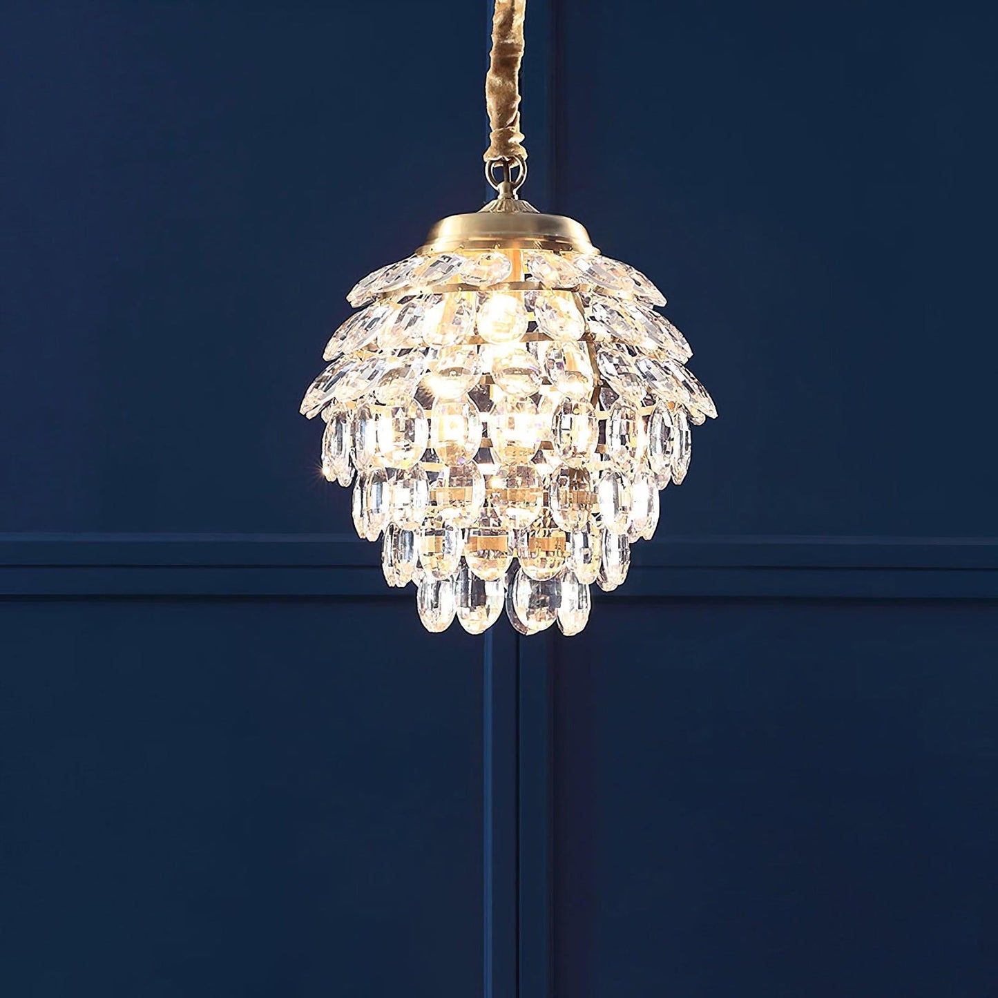 Pine Cone Crystal Pendant Light - Nuvé