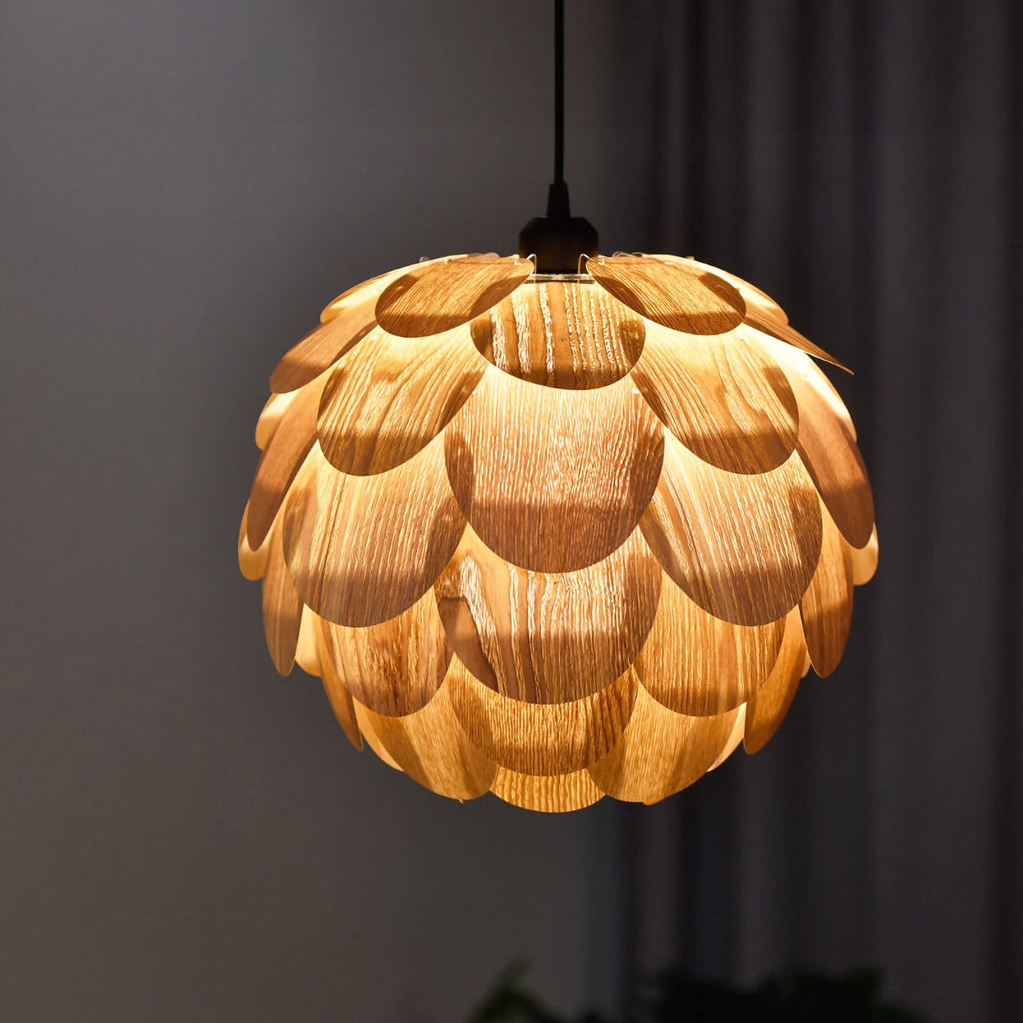 Pinecone Pendant Light - Nuvé