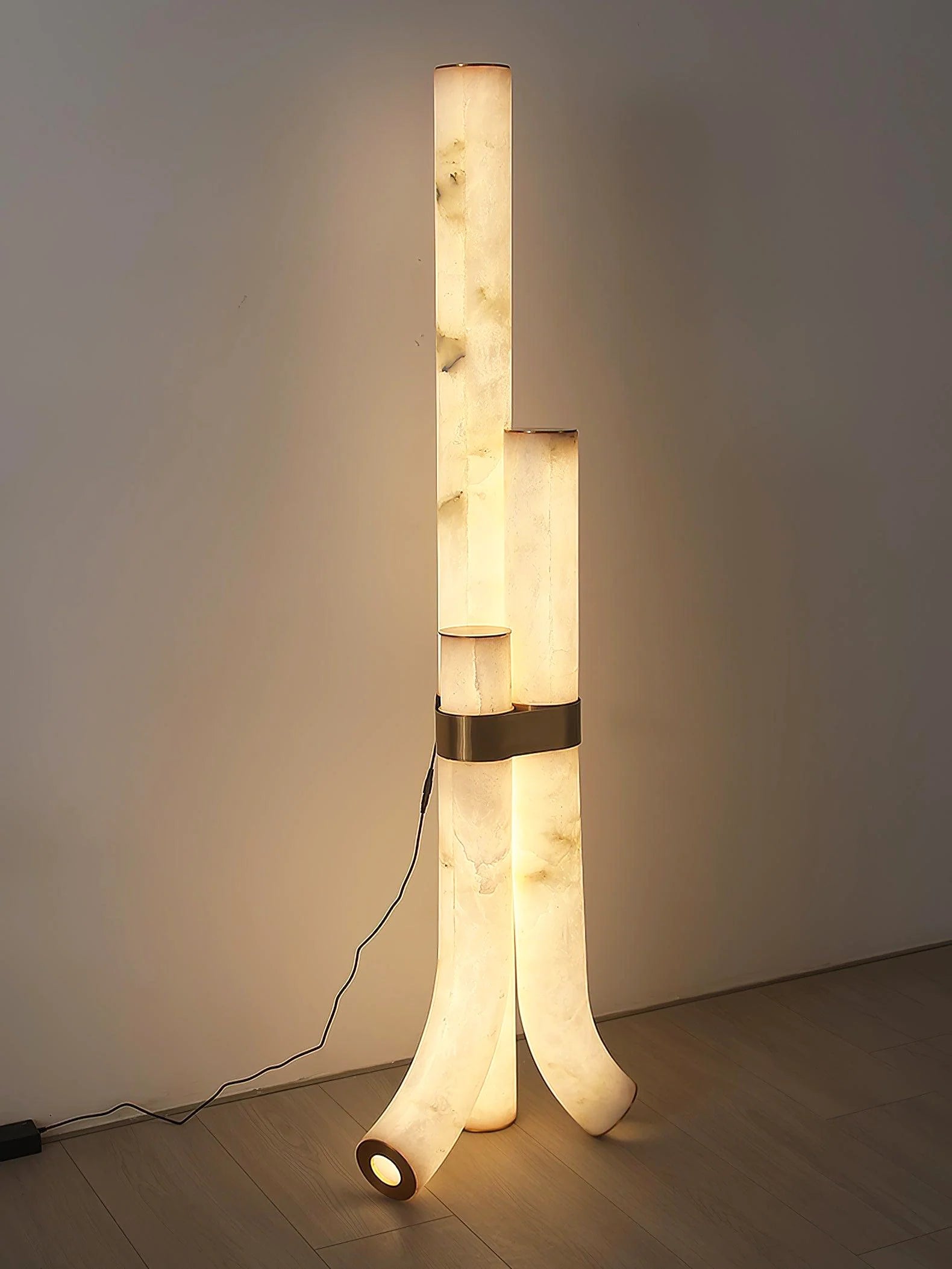Modern Alabaster Piped Floor Lamp - Nuvé