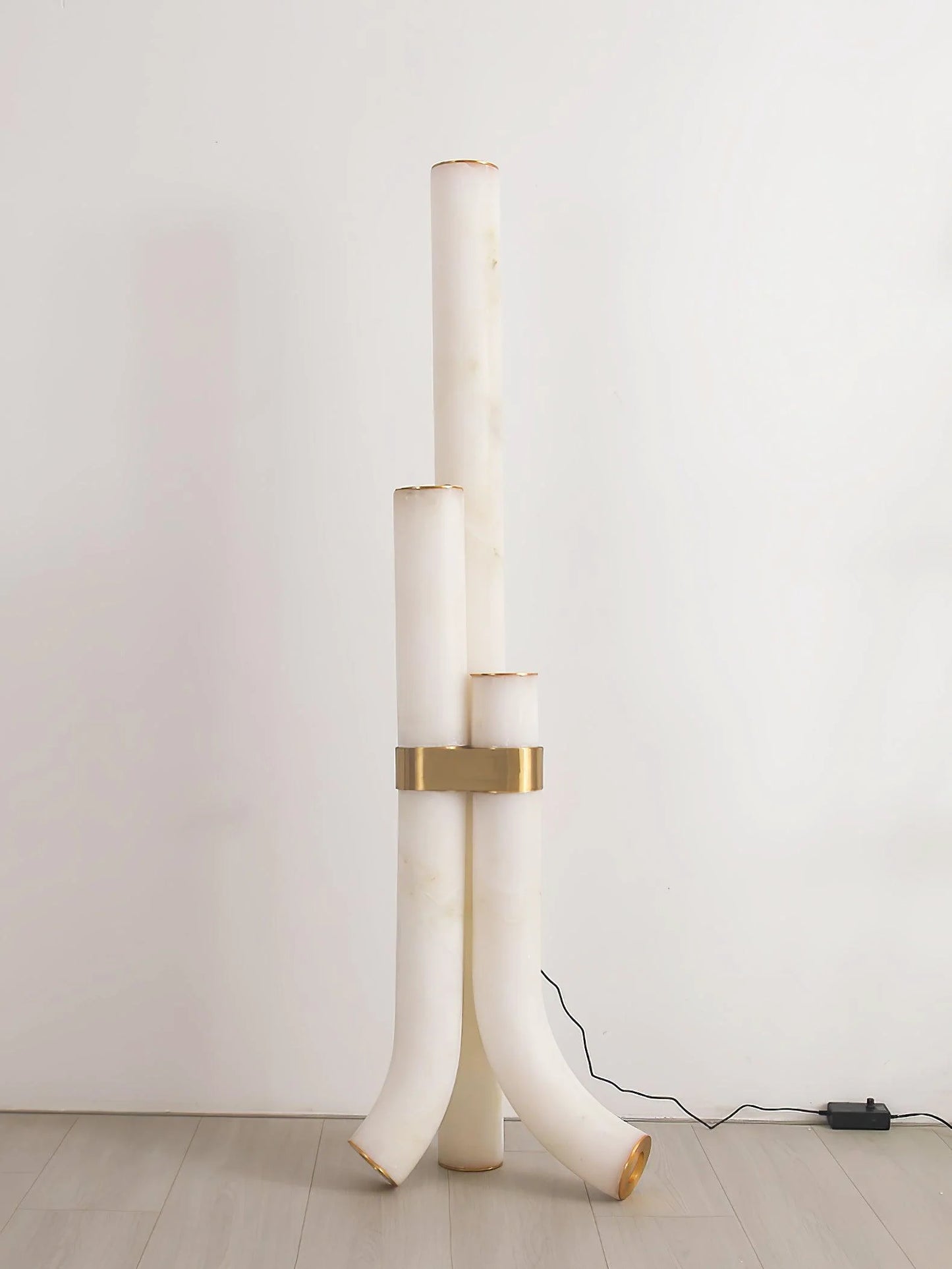 Modern Alabaster Piped Floor Lamp - Nuvé