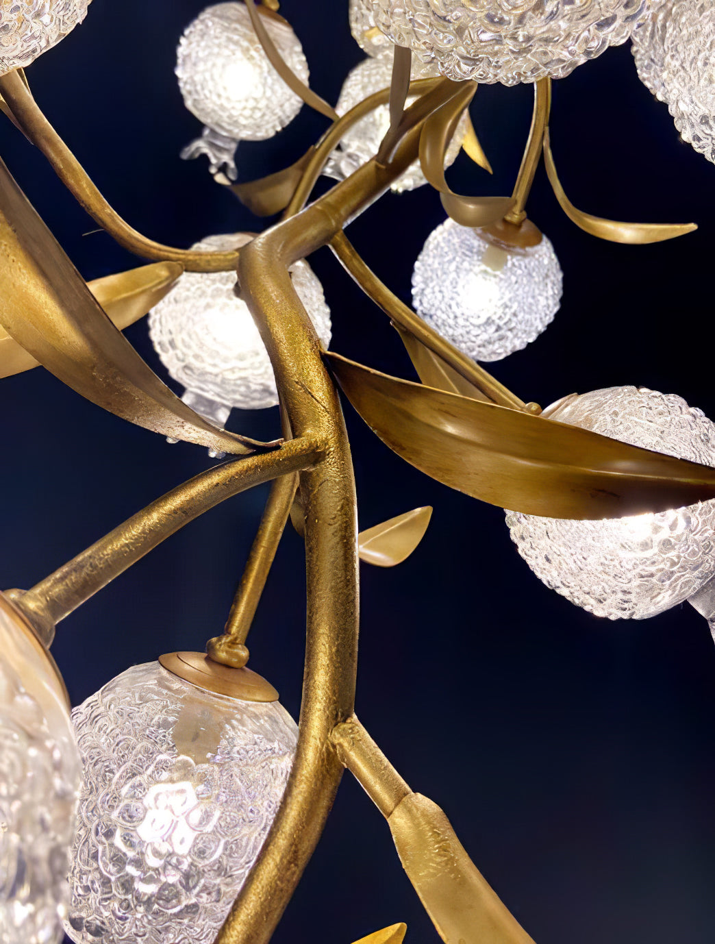 Pomegranate Brass Ceiling Lamp - Nuvé