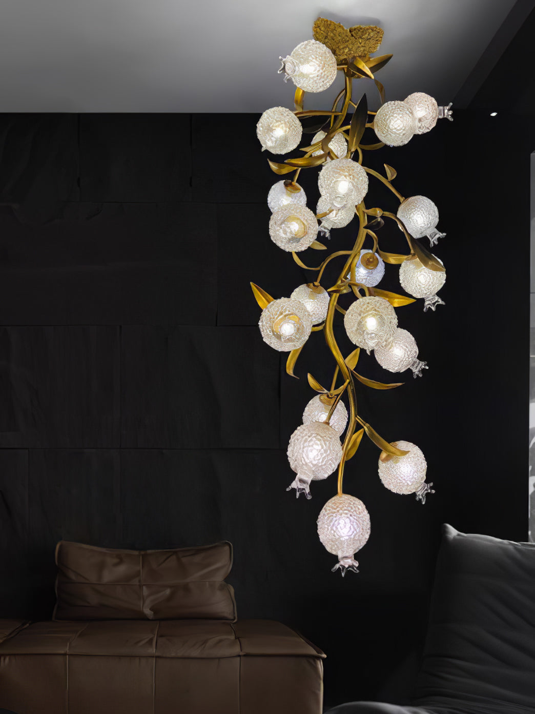 Pomegranate Brass Ceiling Lamp - Nuvé