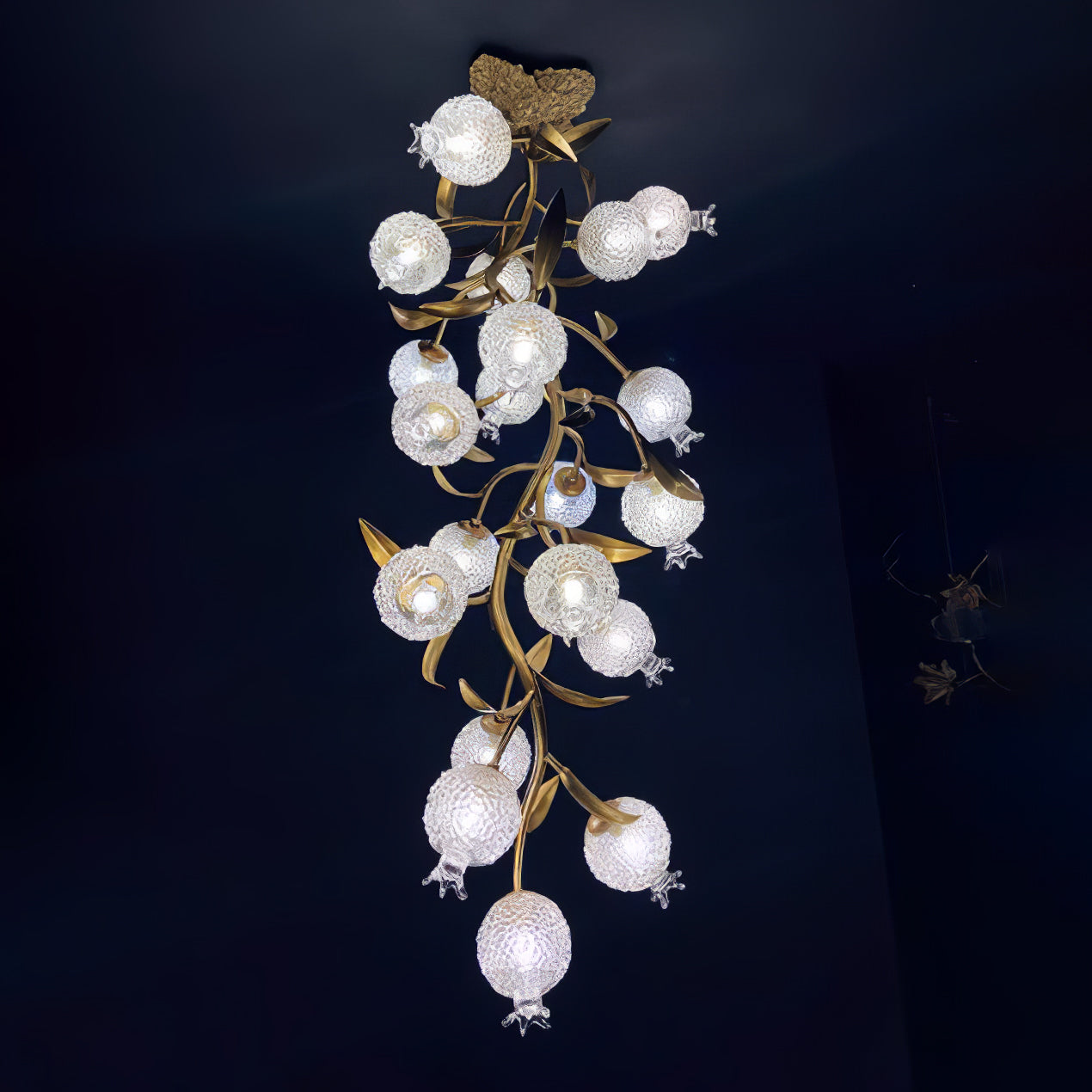 Pomegranate Brass Ceiling Lamp - Nuvé