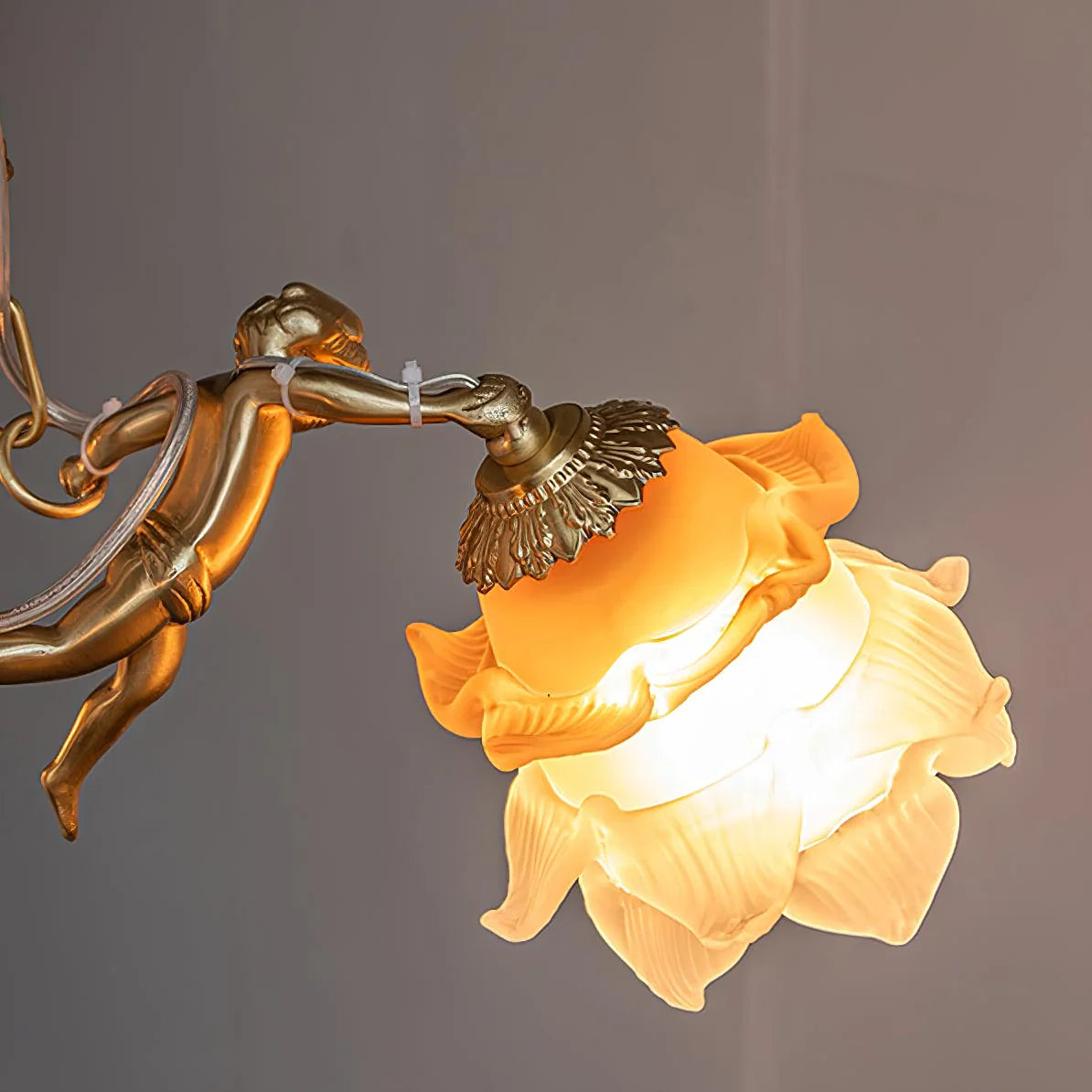 Putti Statuettes Brass Suspension - Nuvé