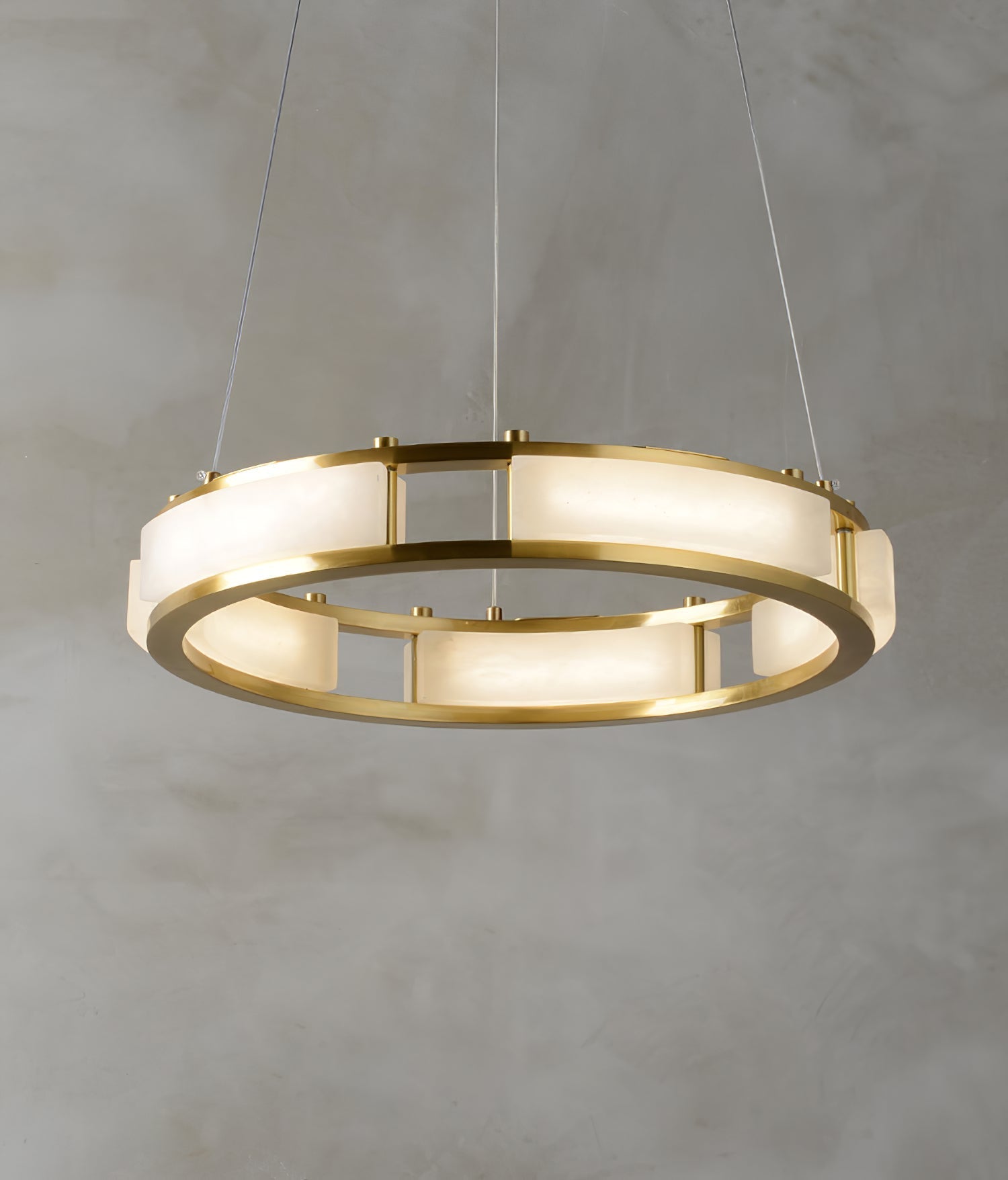 Round Qatar Alabaster Chandelier - Nuvé