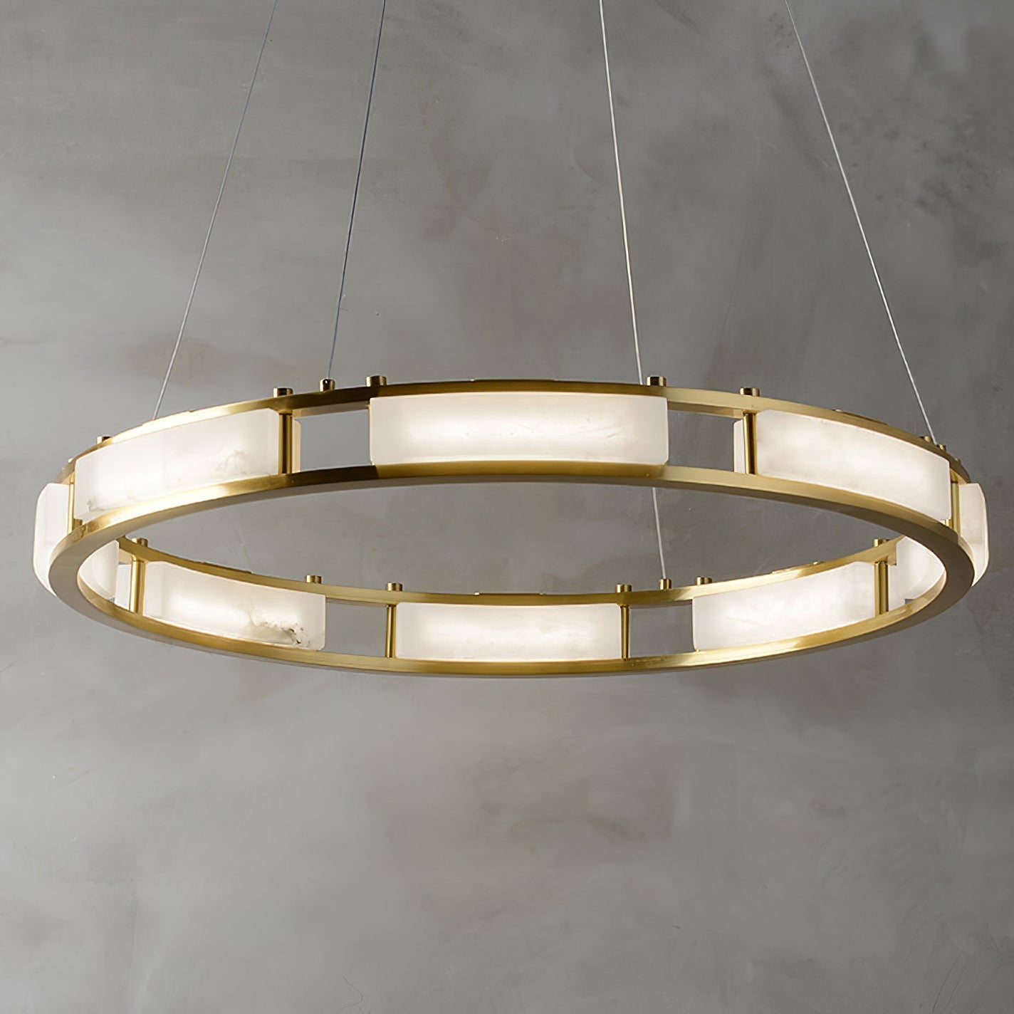 Round Qatar Alabaster Chandelier - Nuvé