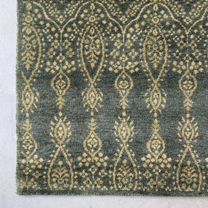 Arabesque Design Teal 10' Runner - Nuvé