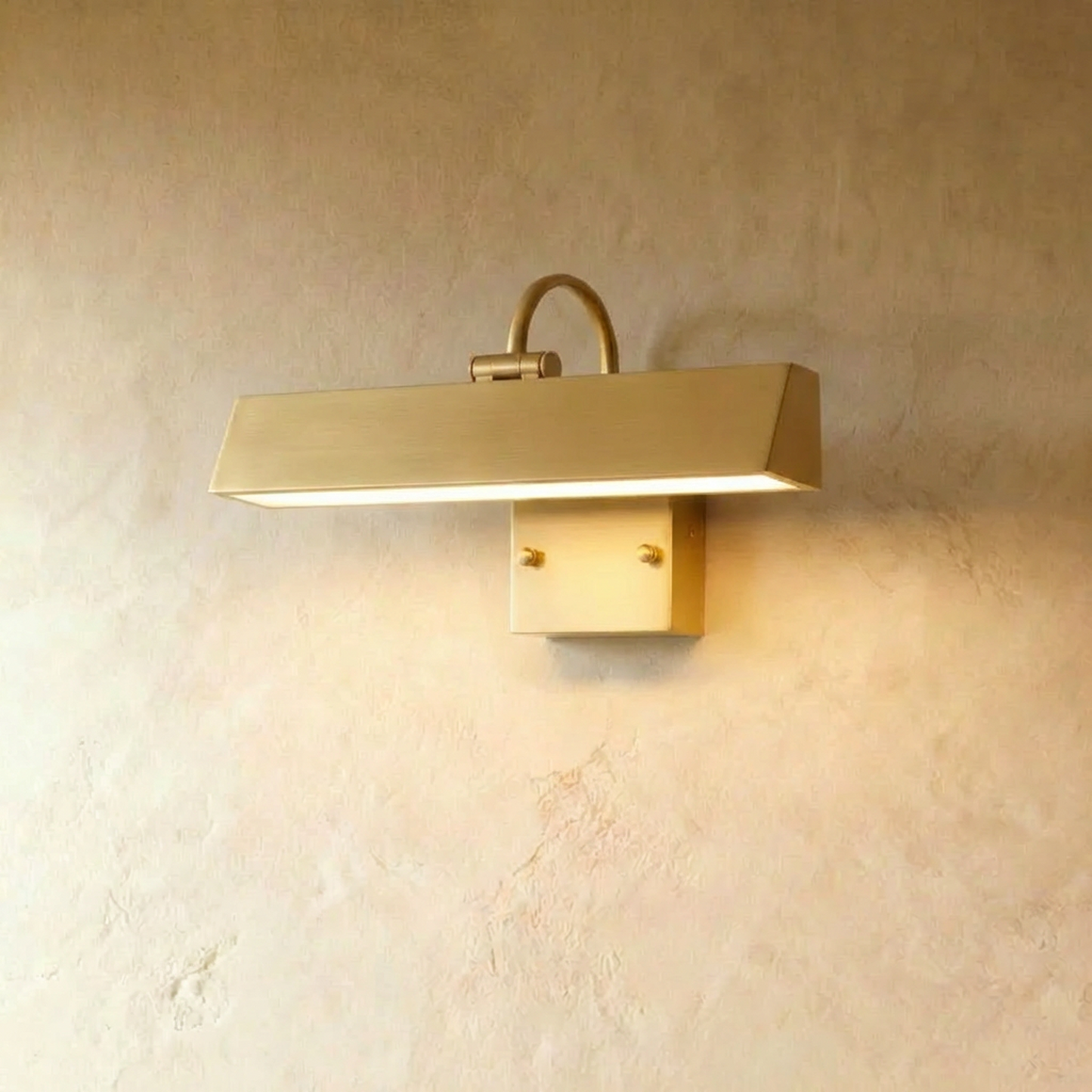 Mayim Outdoor Wall Lamp