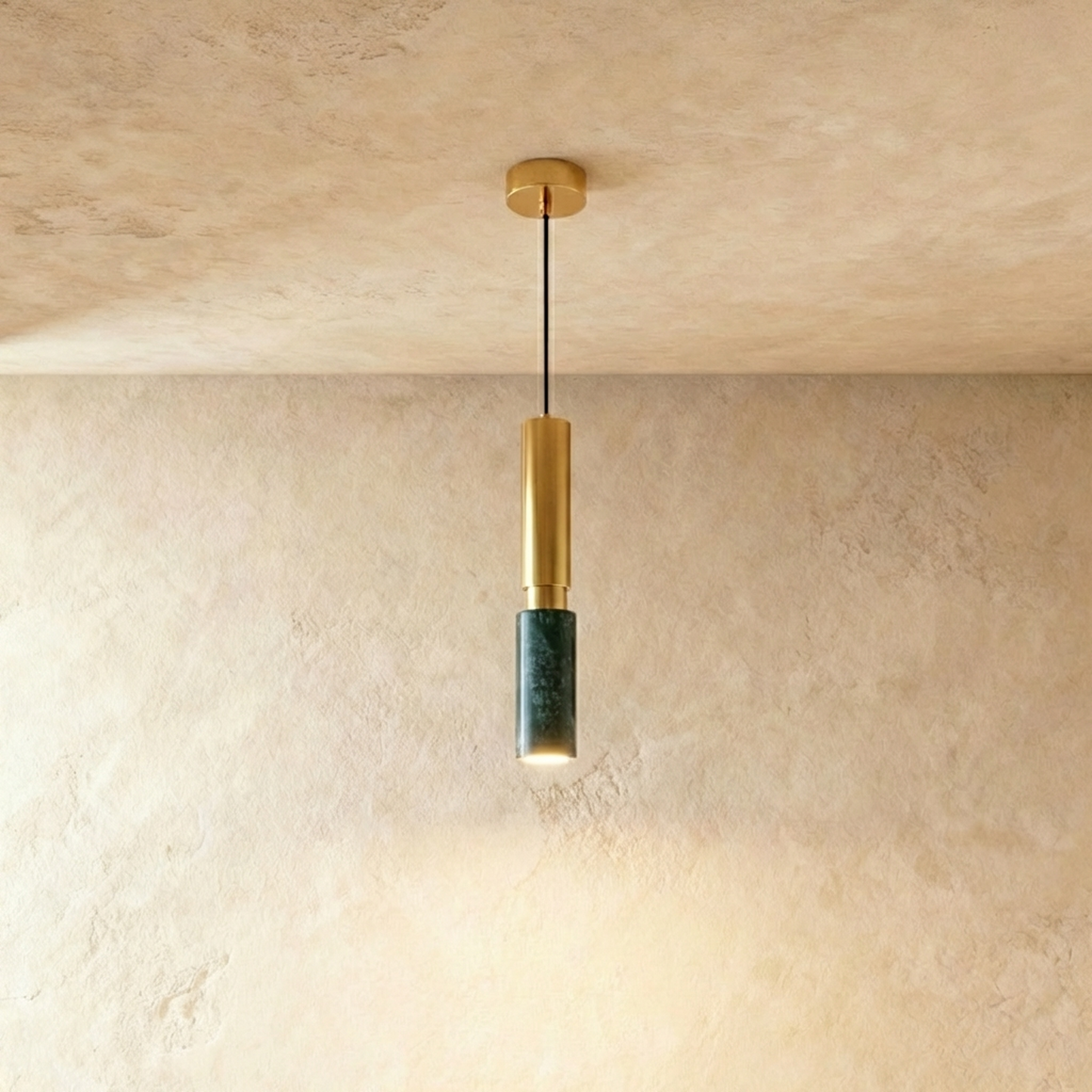 Toska Pendant Light