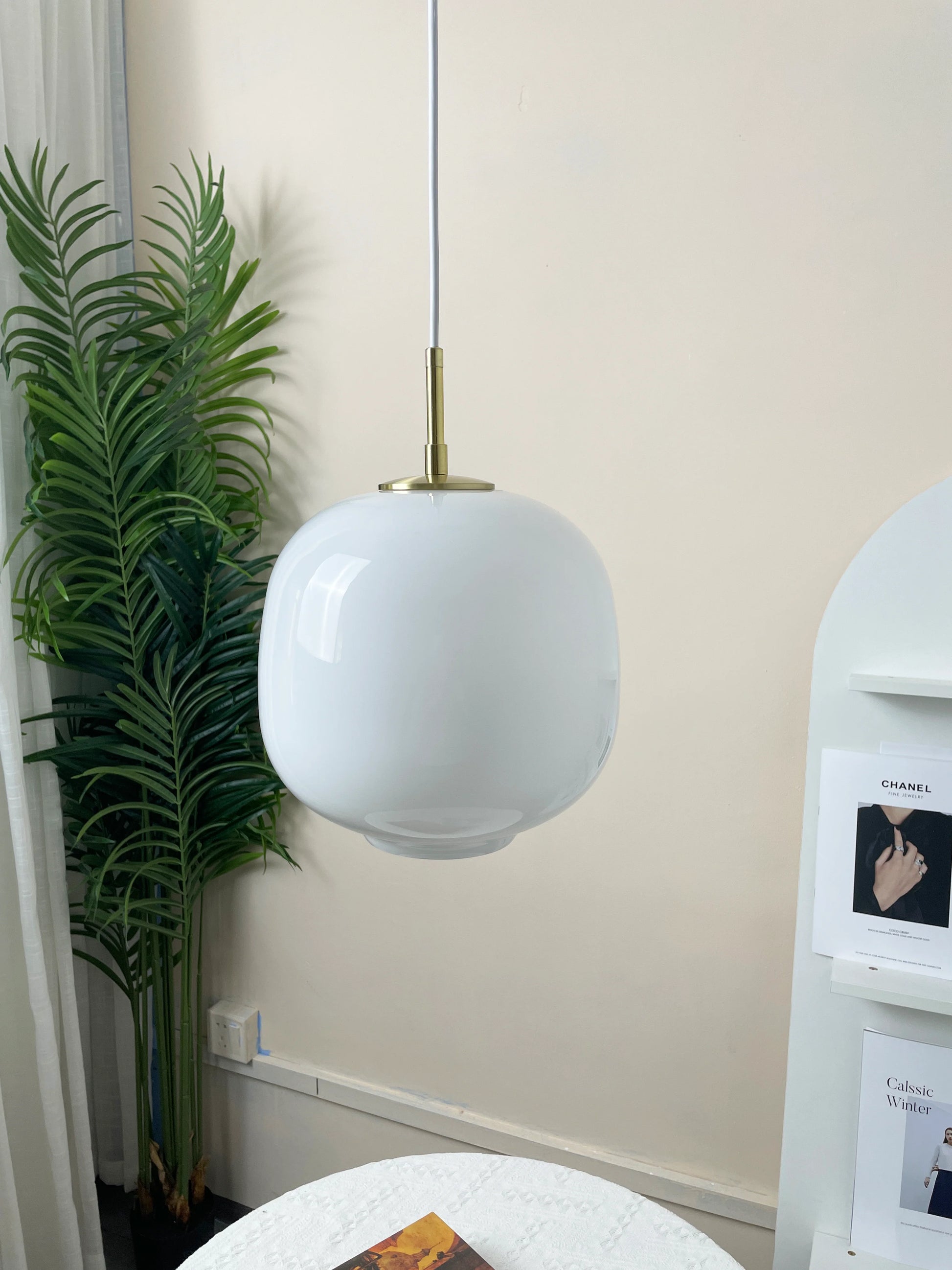 Radiohus Glass Pendant Lamp - Nuvé