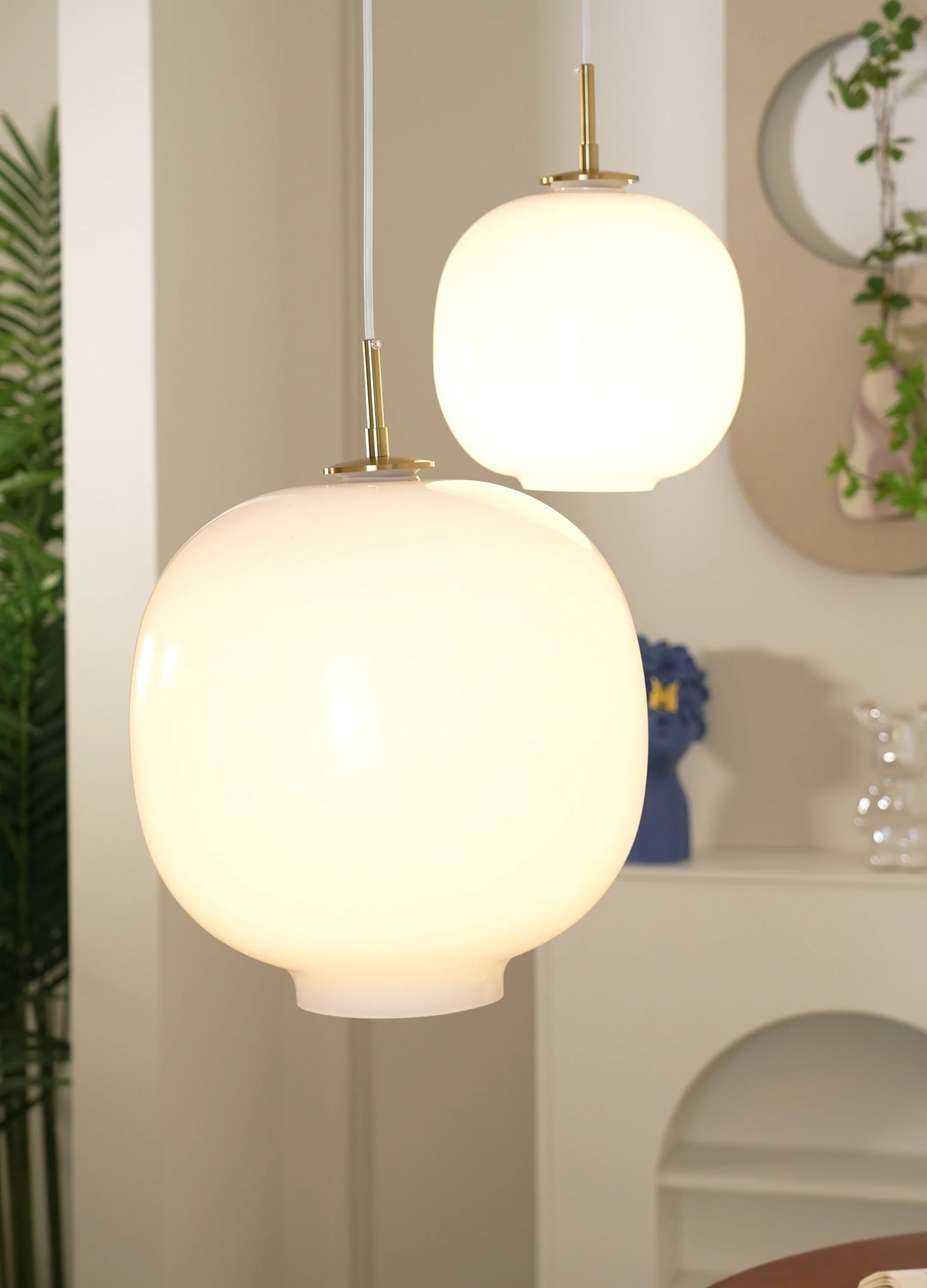 Radiohus Glass Pendant Lamp - Nuvé