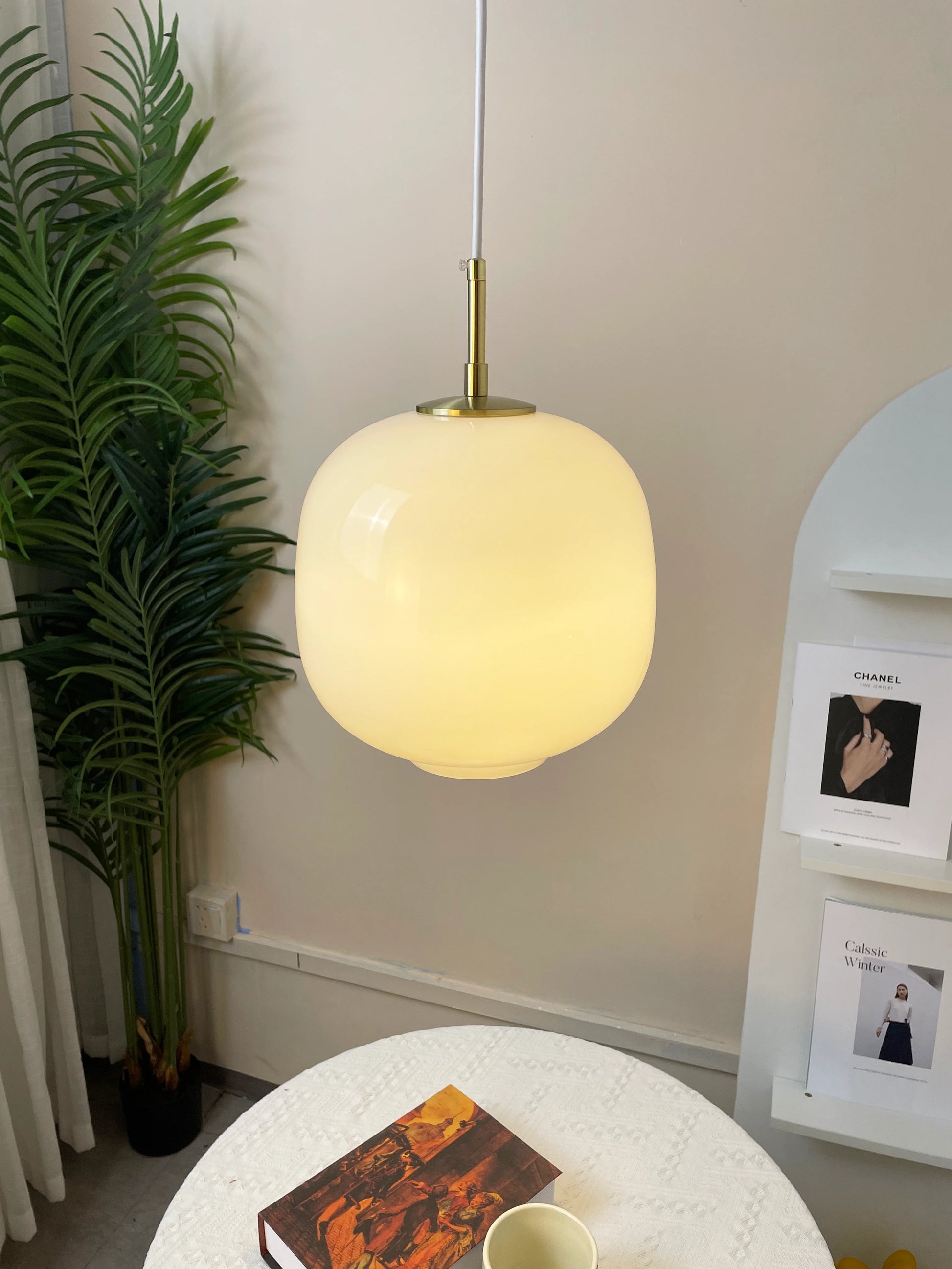 Radiohus Glass Pendant Lamp - Nuvé