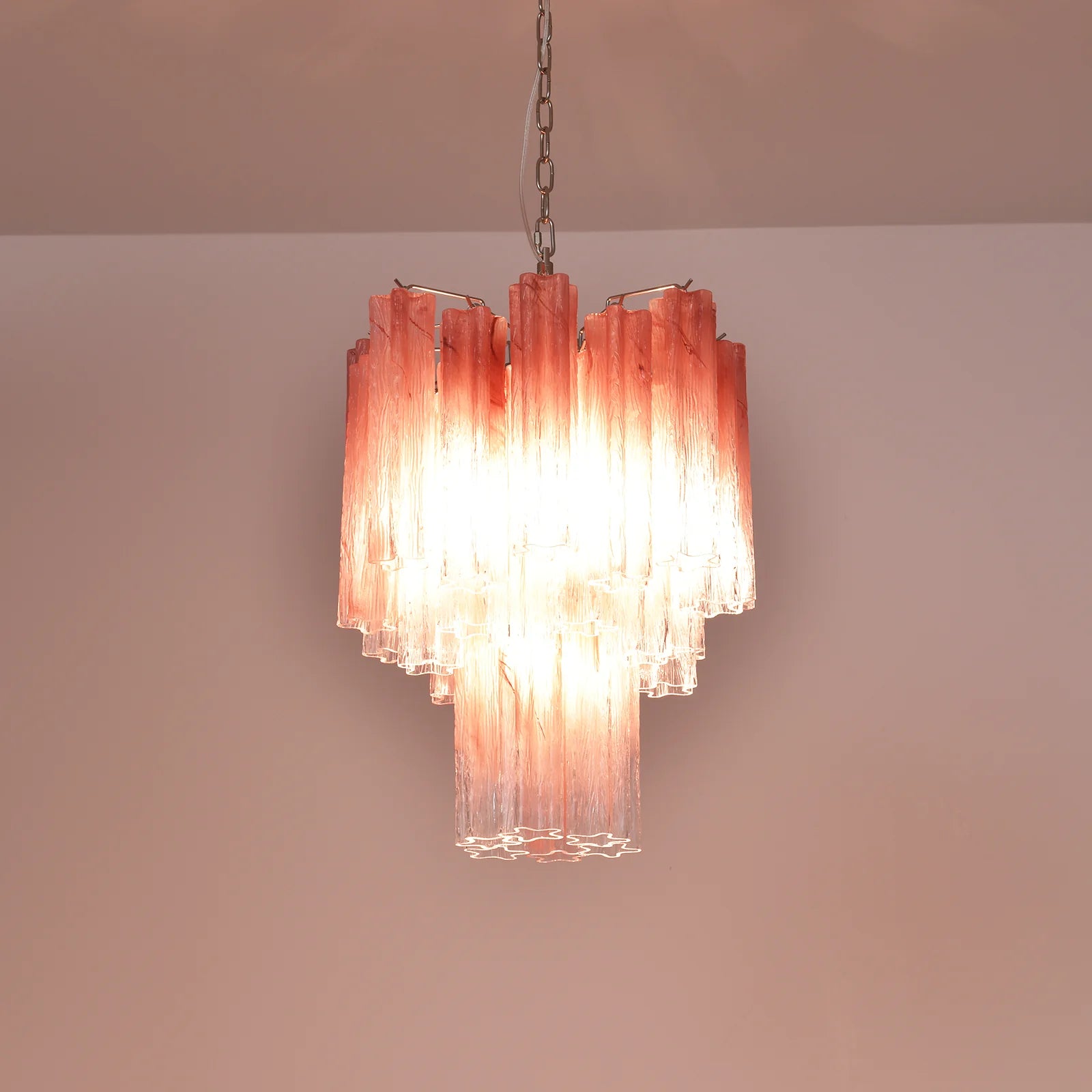 Gradient Red Murano Glass Tube Chandelier - Nuvé
