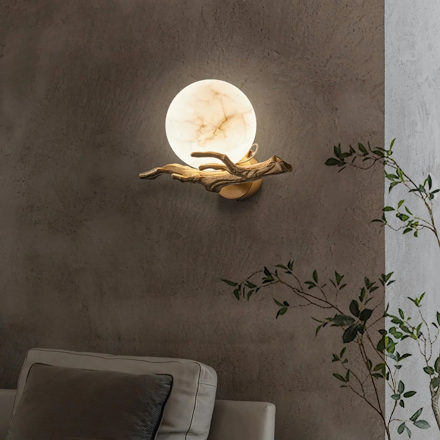 Retro Twigs Round Alabaster Wall Lamp - Nuvé