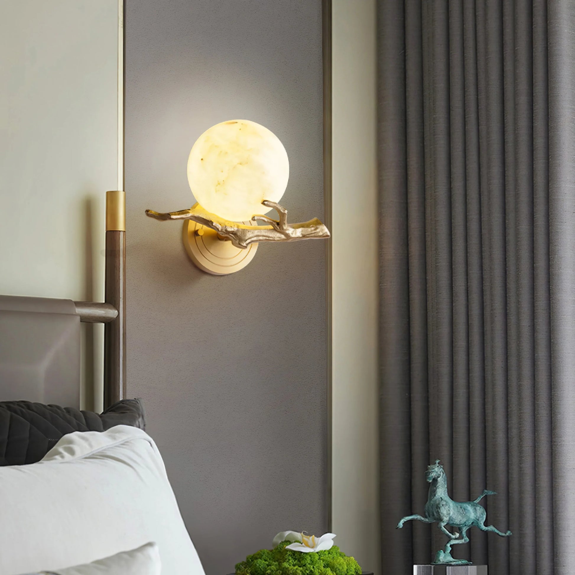 Retro Twigs Round Alabaster Wall Lamp - Nuvé