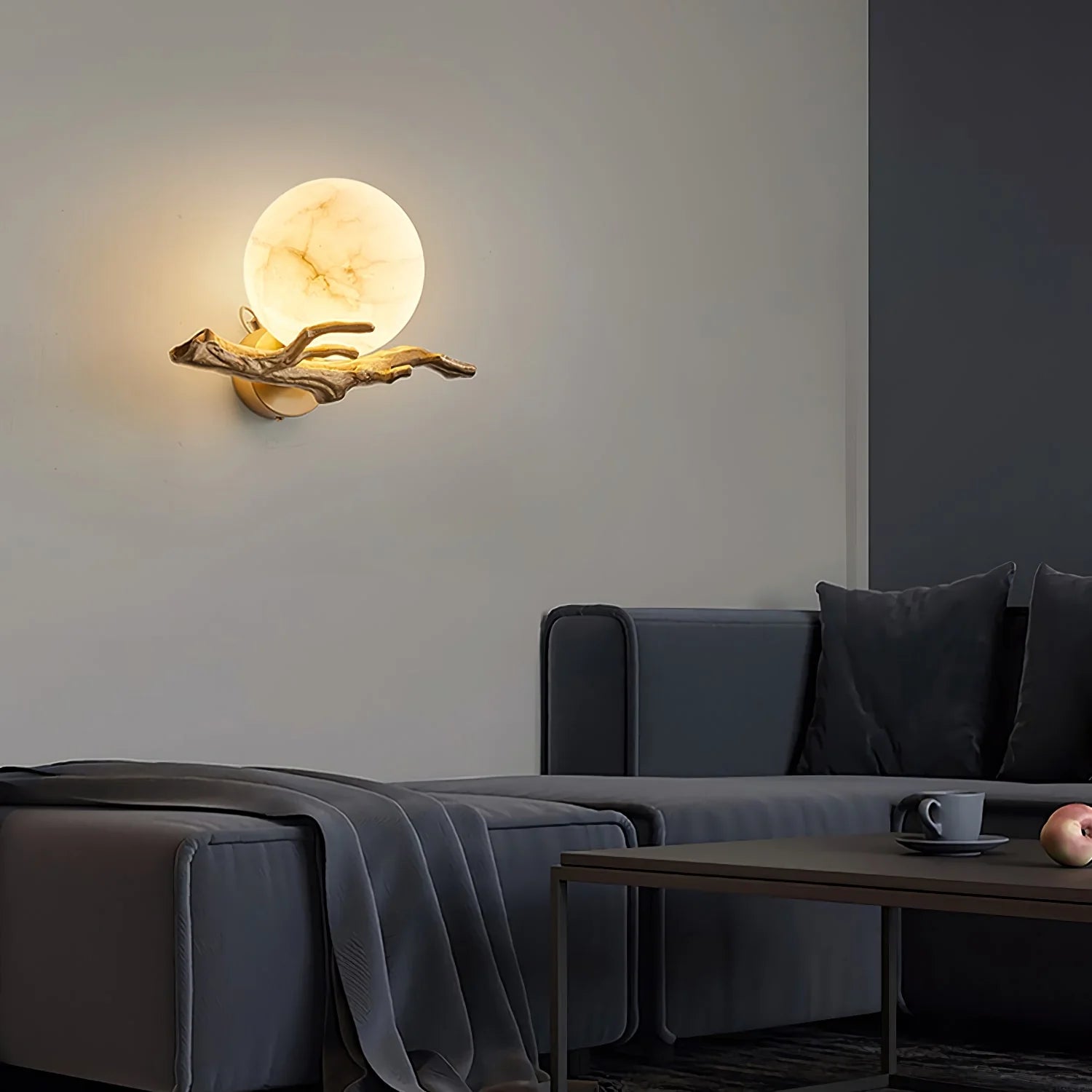 Retro Twigs Round Alabaster Wall Lamp - Nuvé
