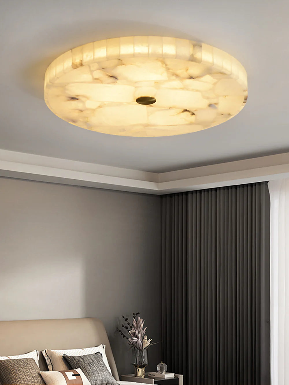 Alabaster Round Ceiling Lamp - Nuvé
