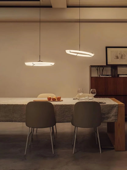 Round Vielle Acrylic Pendant Lamp - Nuvé