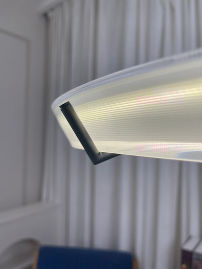 Round Vielle Acrylic Pendant Lamp - Nuvé