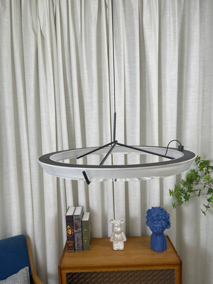 Round Vielle Acrylic Pendant Lamp - Nuvé
