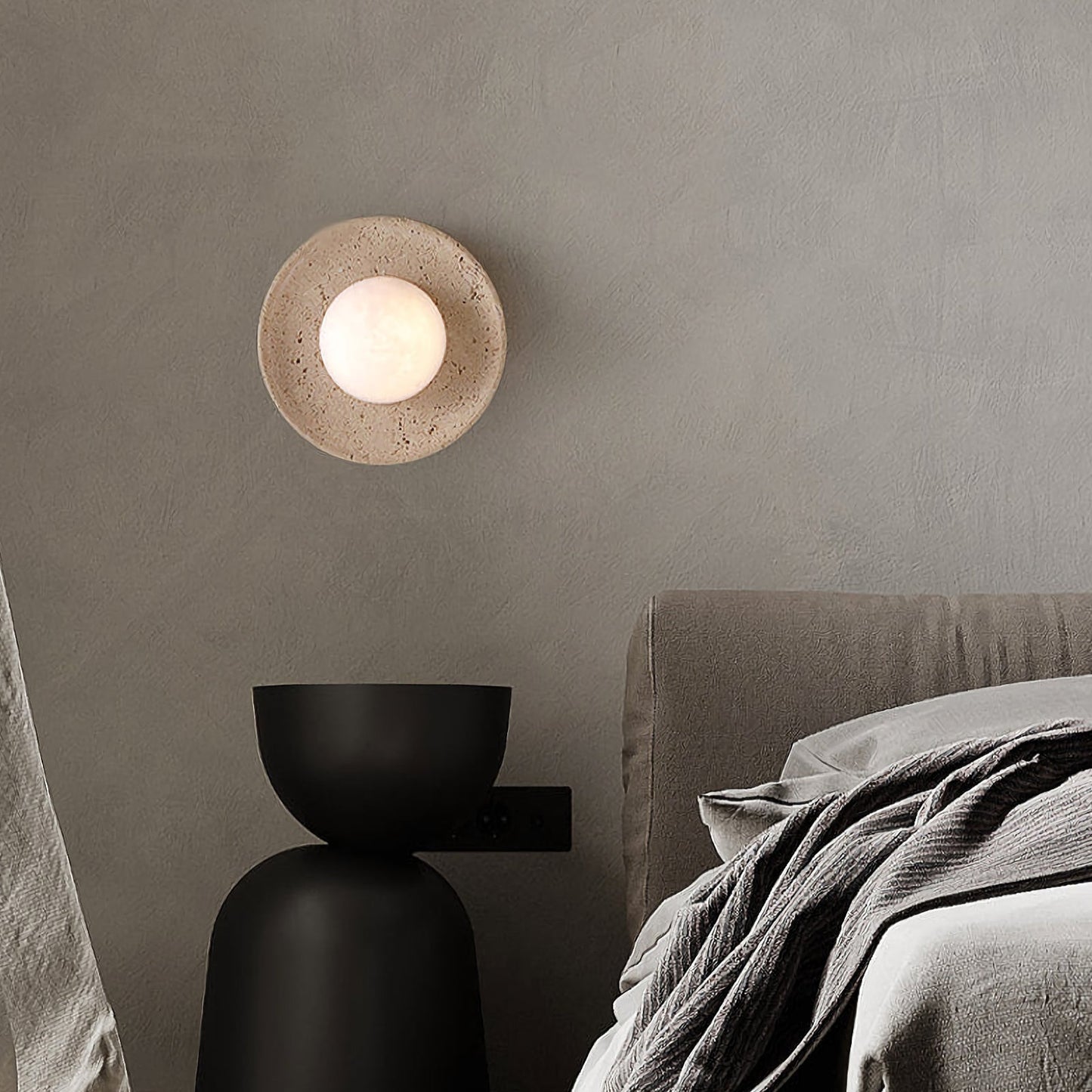 Round Travertine Wall Lamp - Nuvé