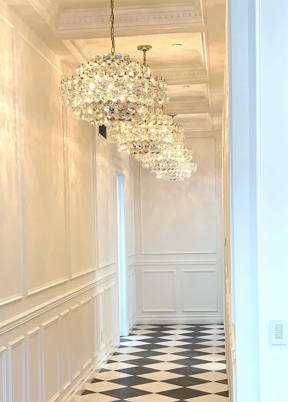 Sanger Glass Chandelier - Nuvé