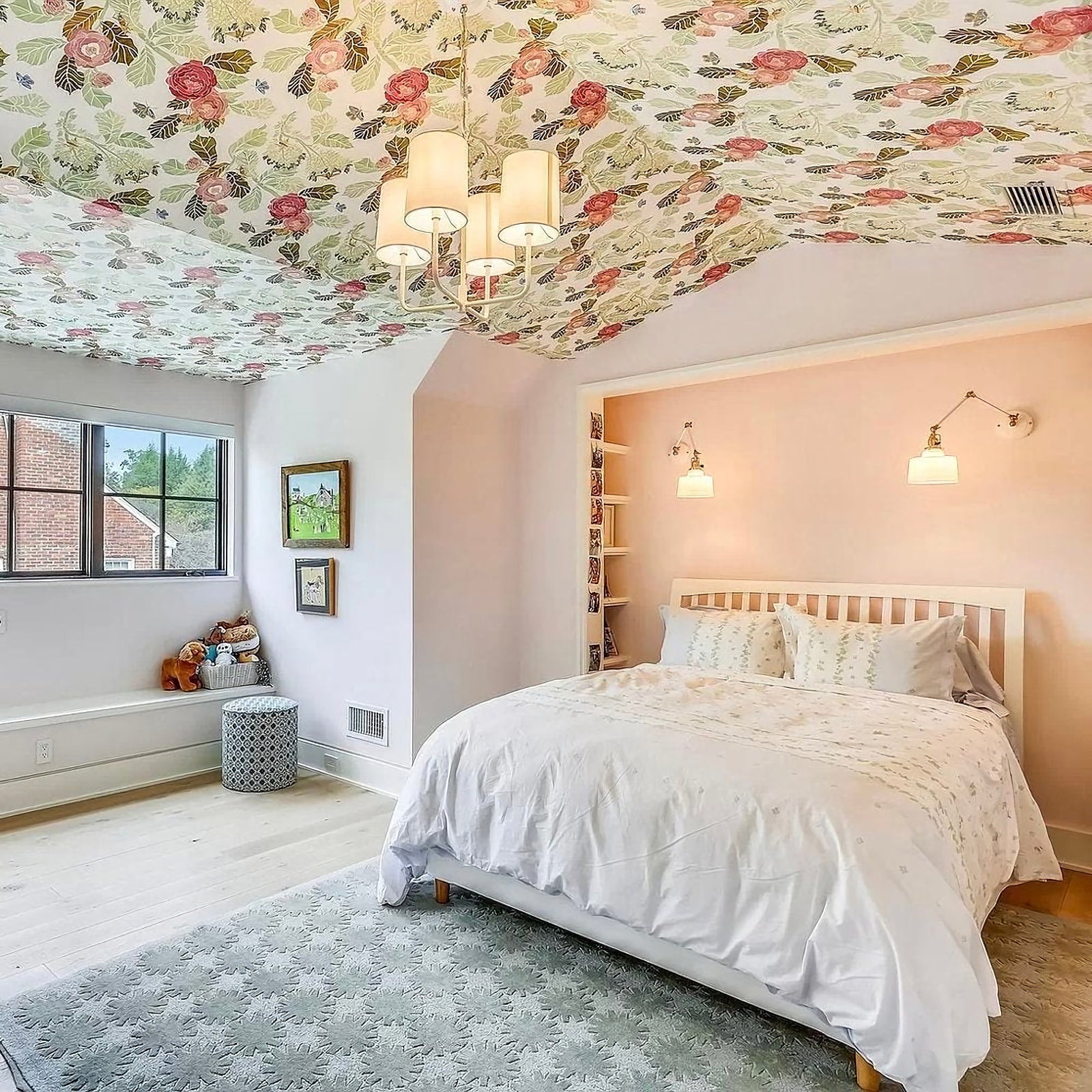Savannah Glow Chandelier - Nuvé