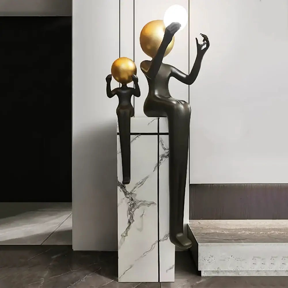 Seated Double Figure Sculpture Floor Lamp - Nuvé