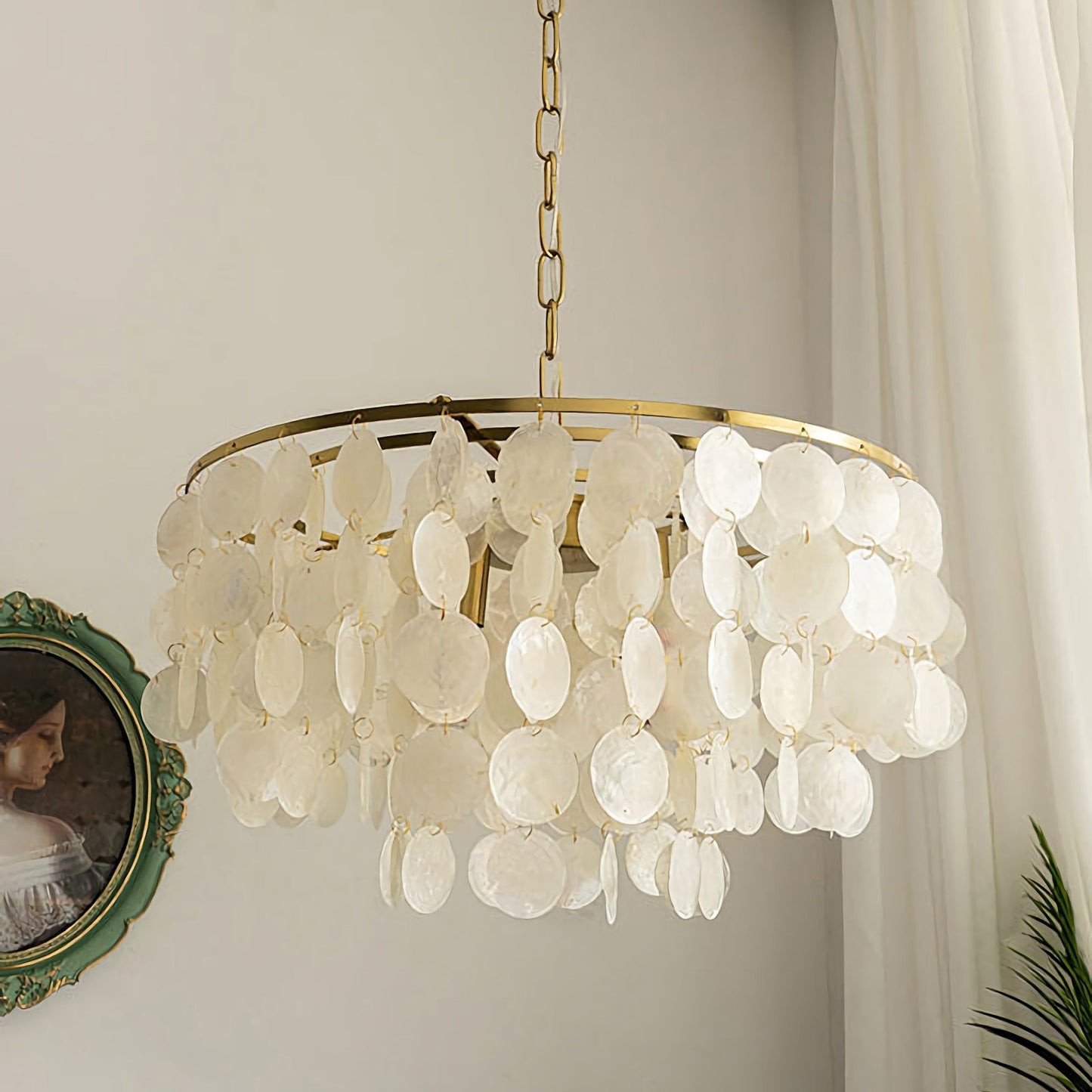 Shell Wind Chime Chandelier - Nuvé