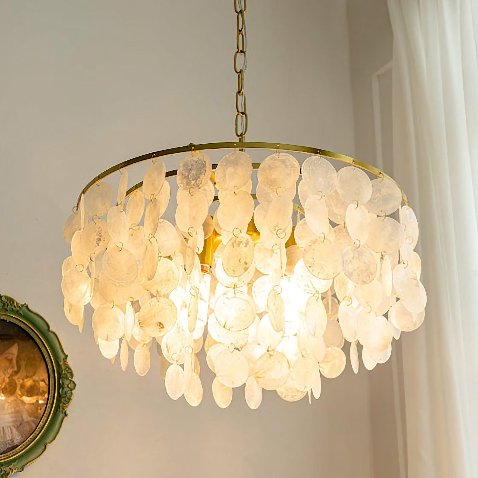 Shell Wind Chime Chandelier - Nuvé