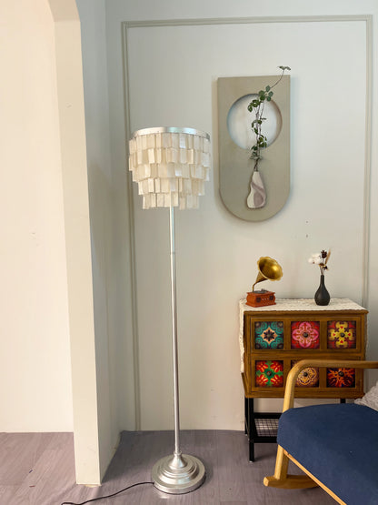 Skye Tiered Floor Lamp - Nuvé