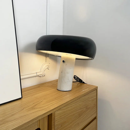 Snoopy Marble Table Lamp - Nuvé