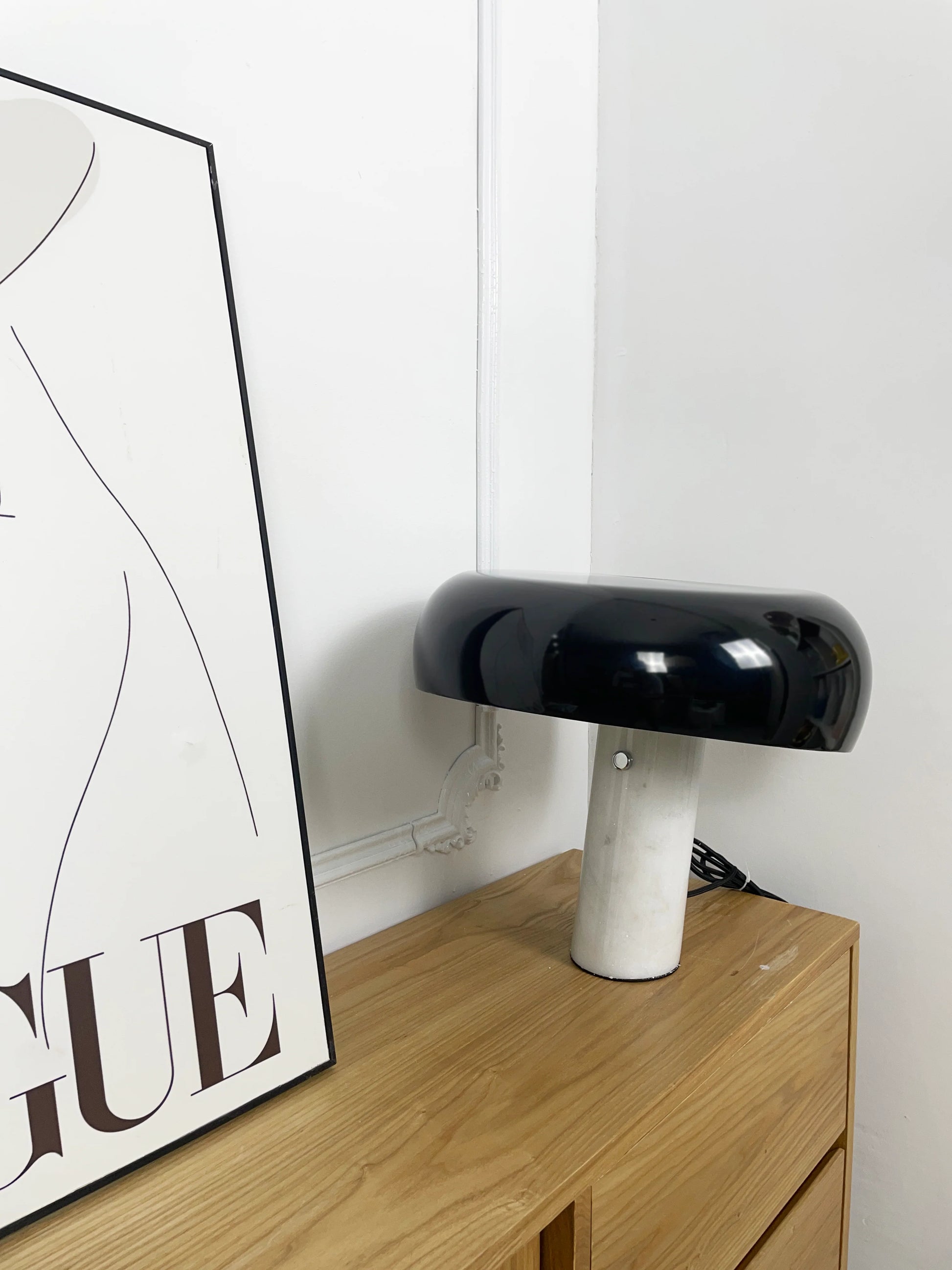 Snoopy Marble Table Lamp - Nuvé